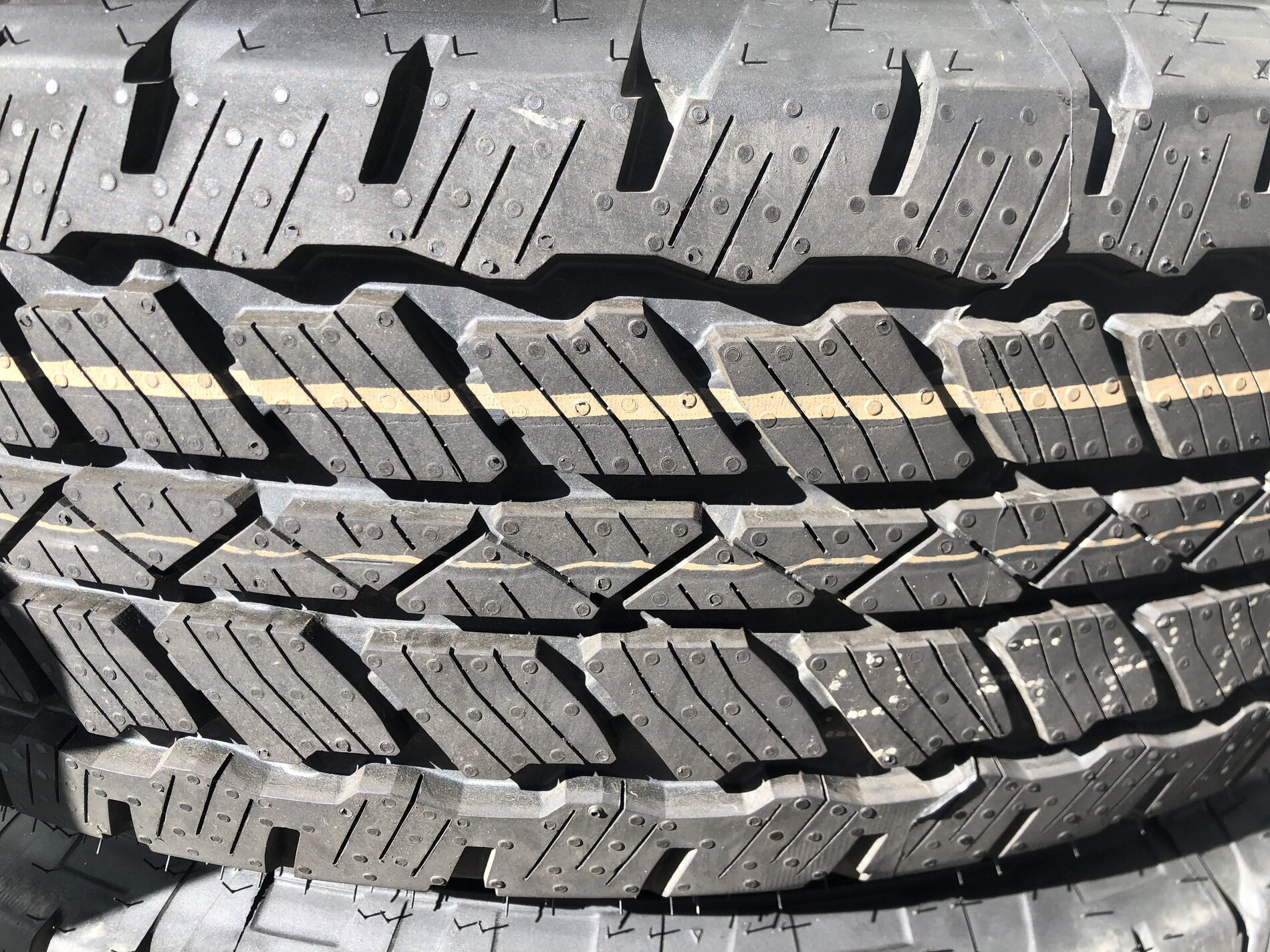 Ford Bronco Stock Outer Banks Tires $450 4BAFE57D-6FFA-4CF7-8132-8D5262ED8518