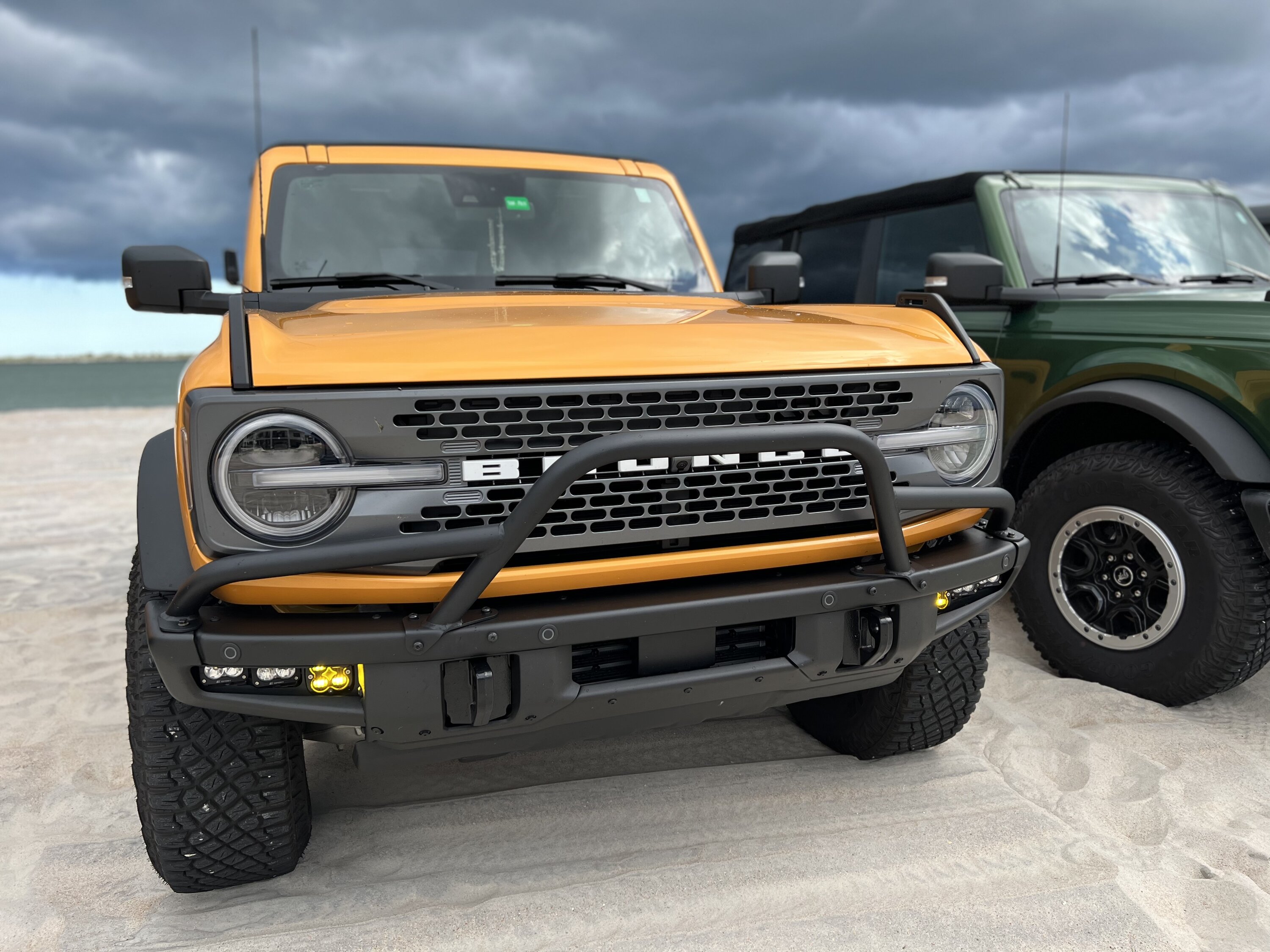 Ford Bronco Weird Request - Eruption Green & Cyber Orange side-by-side pics? DSZ_9826_halfsize.JPG
