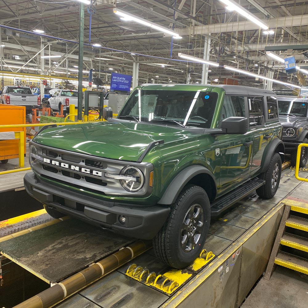 Ford Bronco Let's see your favorite Bronco picture of 2022 📸 675D0BC1-2C60-4773-A65E-32FC133A486F