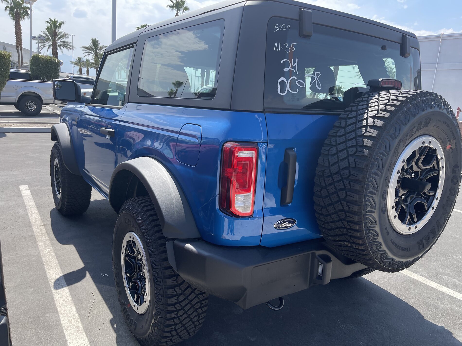 Ford Bronco Bronco spotting at my local dealership. E8D093BC-5708-4D18-BC3A-E569CF342962