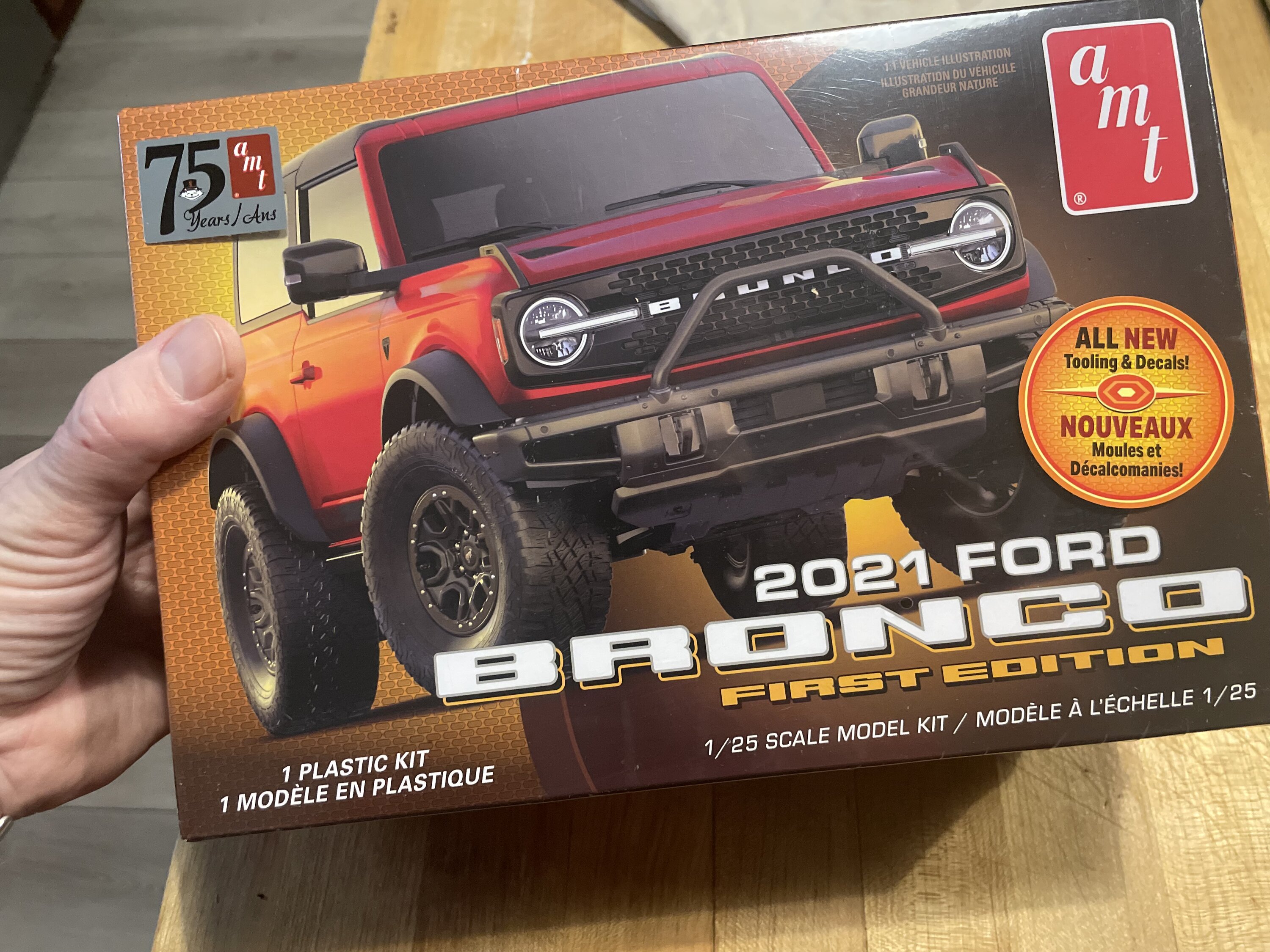 Ford Bronco Bronco First Edition 2-Door 1/25 Scale Model Kit from AMT 71776881724__A03183A1-C43A-4C30-9074-CE5F52BA7C15