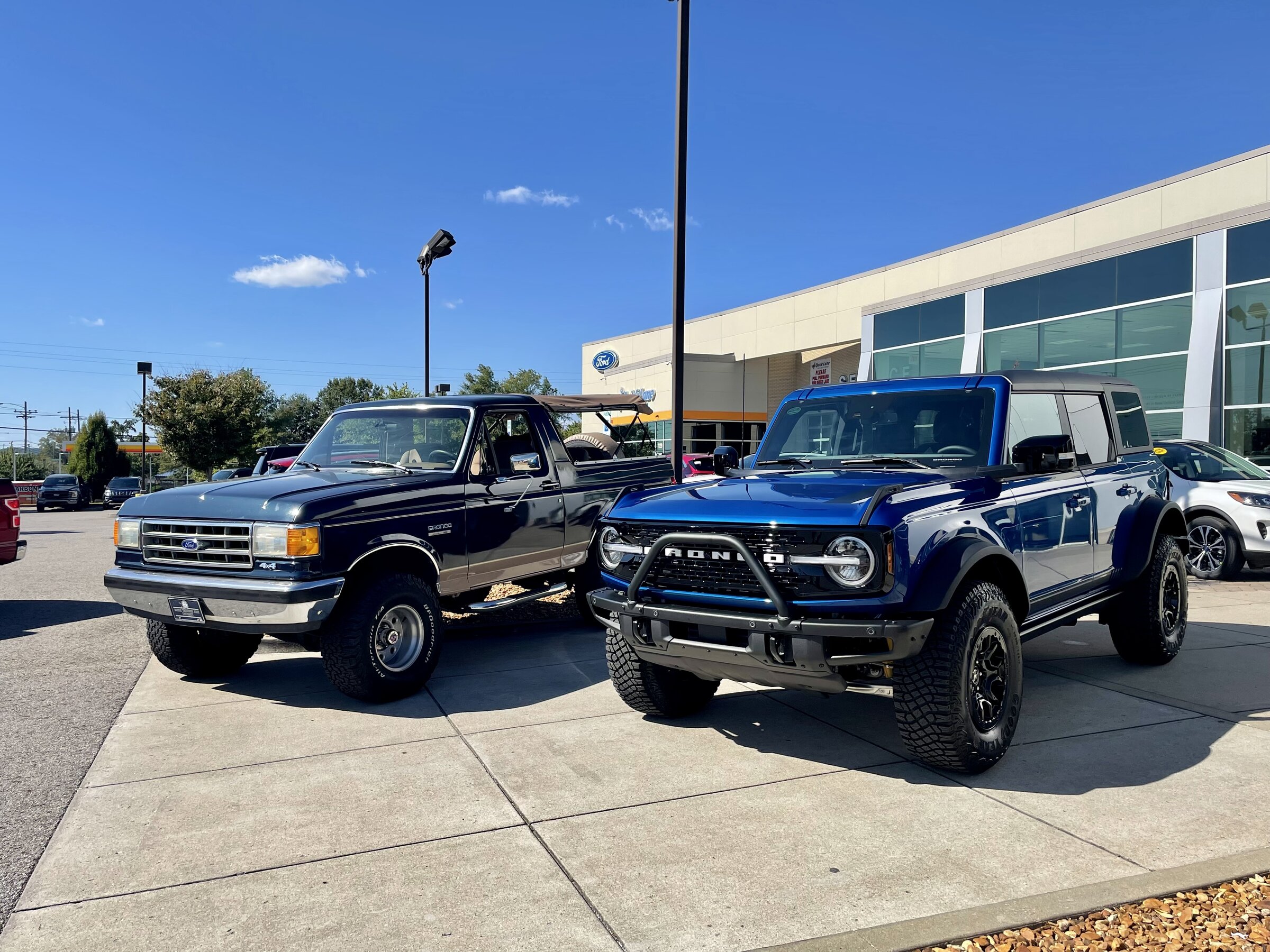 Ford Bronco Finally Took Delivery!!! Wildtrak Joins Blue Fords 833AEA9F-7C61-4164-A4AE-7A6D9A90FC72