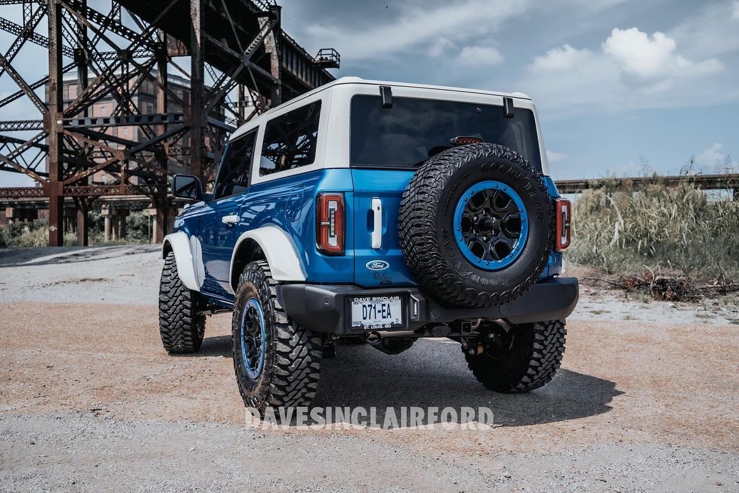 Ford Bronco A Velocity Blue Bronco Goes Retro With White Roof + White Fender Flares blue fender and white bumper