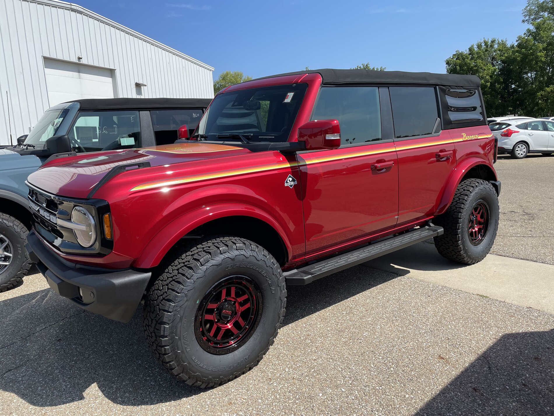 Ford Bronco Our Rapid Red Outer Banks w/ KMC Recons 17x 8.5, BFG 315/70/17, 4WP Level Kit, Ford Retro Graphics Kit 8F7615EF-ECAA-4F46-AFC6-F5327CE7FF42