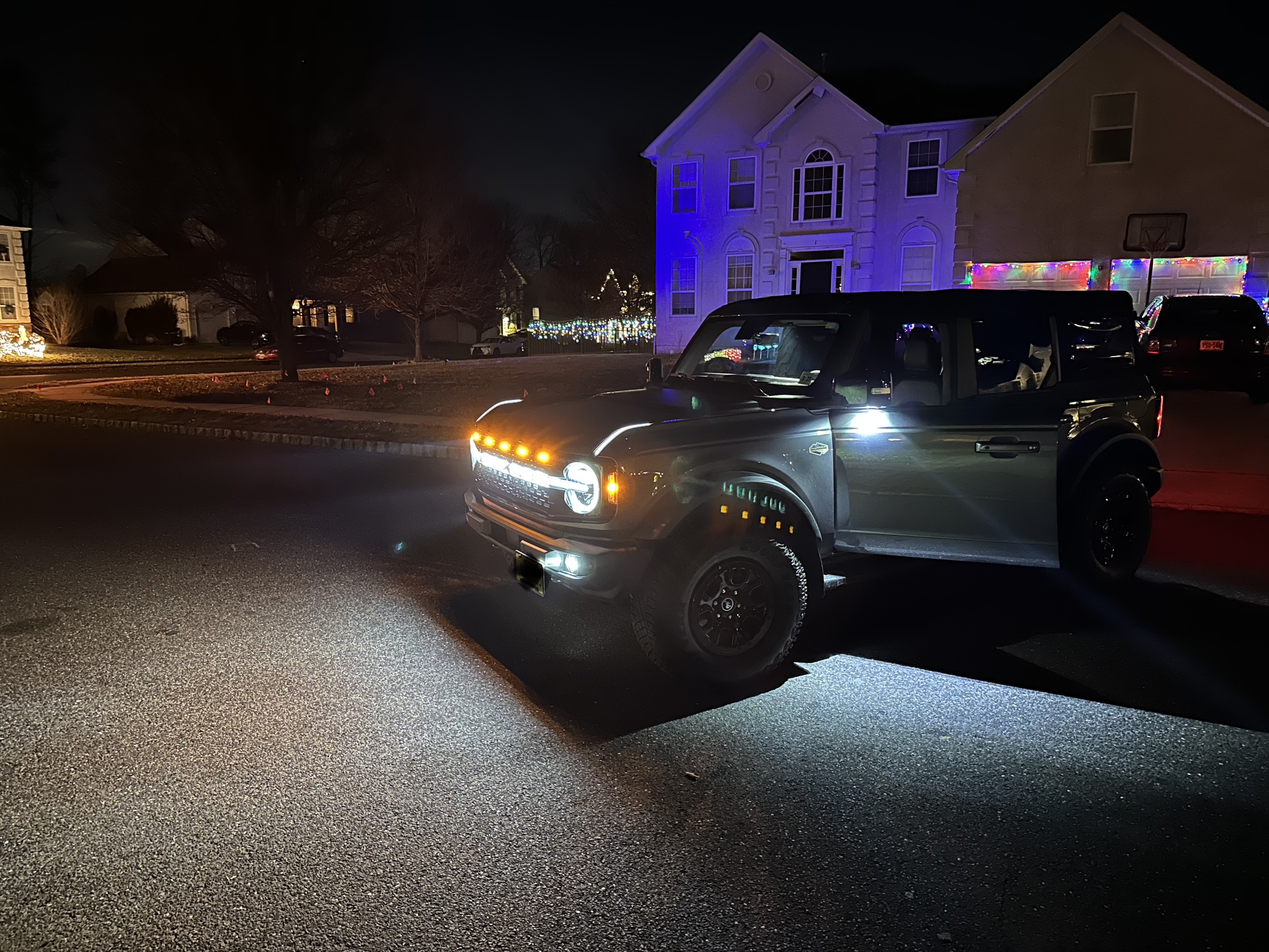 Ford Bronco Installed LED Front Lights (Quake, Oracle & IAG LED Lights) 940656C2-D6AC-4938-864E-A9D8E018EE36