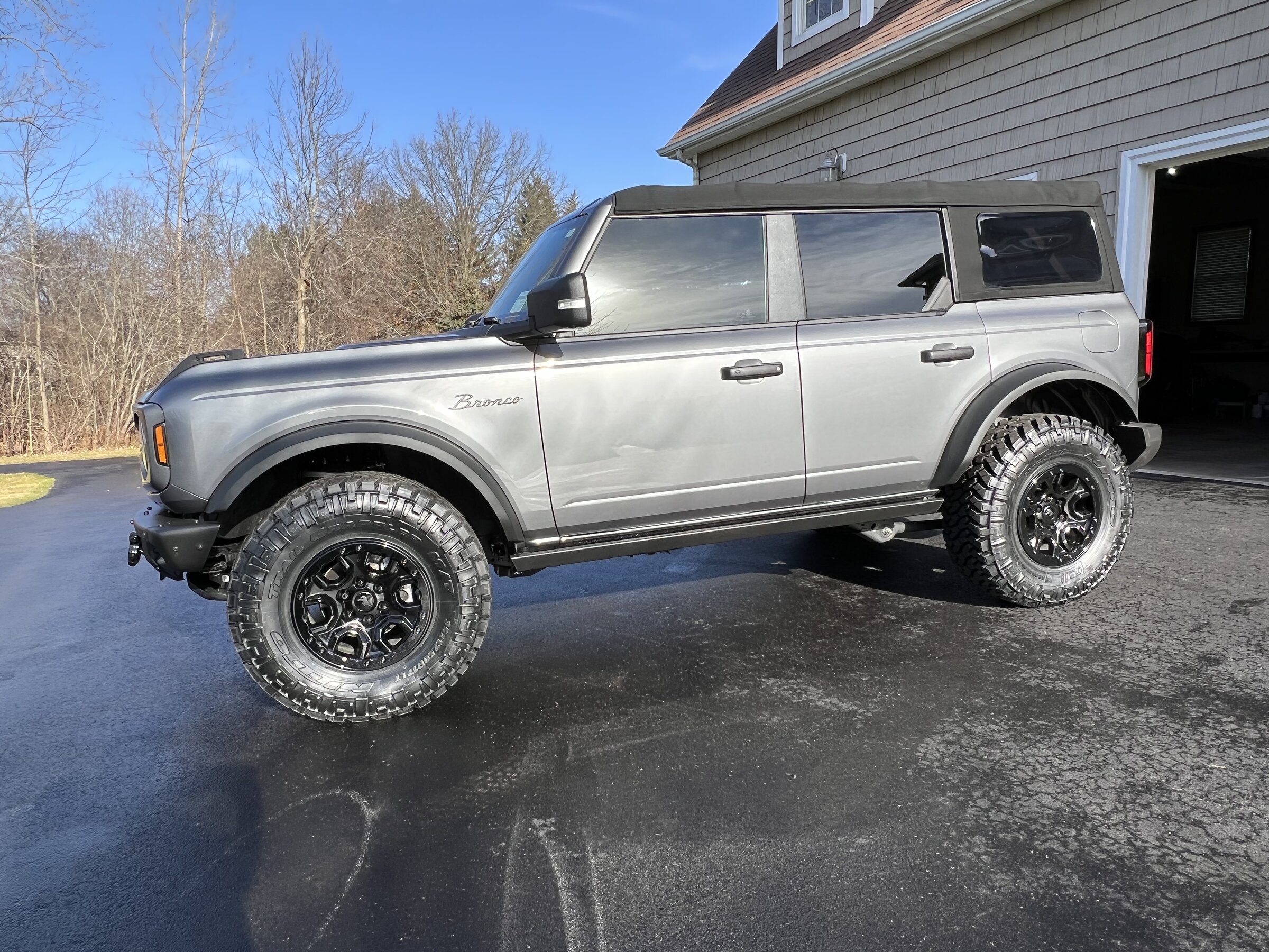 Ford Bronco Show us your installed wheel / tire upgrades here! (Pics) B5A6C761-818D-4C1B-ACCF-3D6D4C621DF0