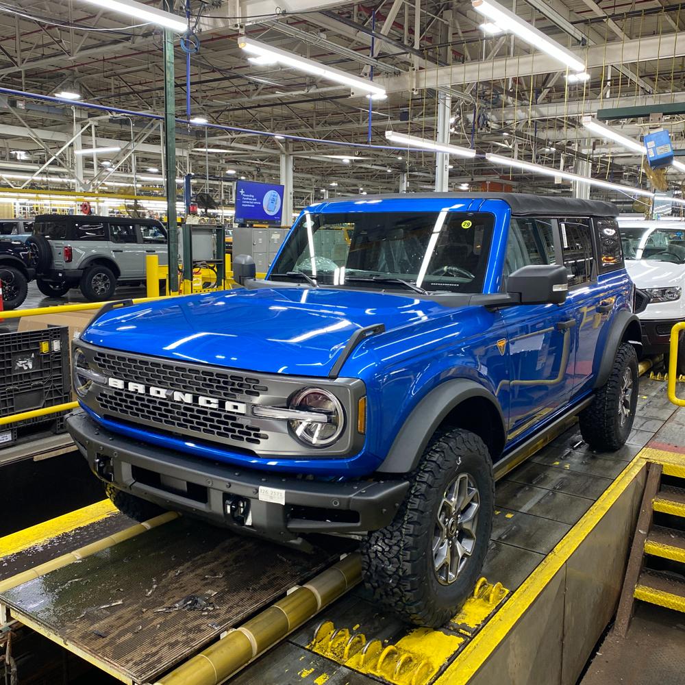Ford Bronco 2021 4 door Velocity Blue Badlands w/ High Package for Sale BADBRNC