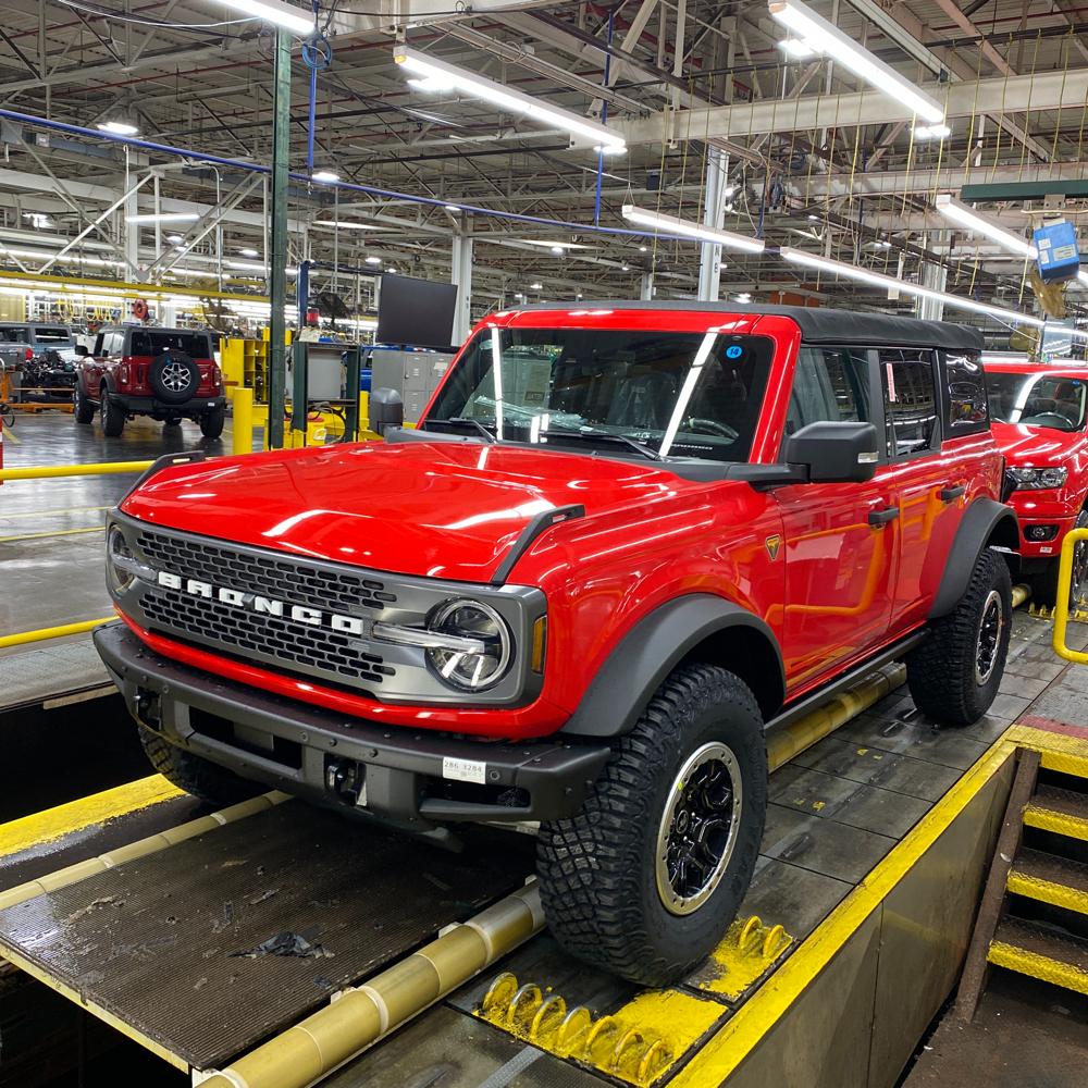 Ford Bronco Then & Now: show your assembly line Bronco and current Bronco picture BB45221F-F8CE-4F1B-8BF6-99FB9652D79A