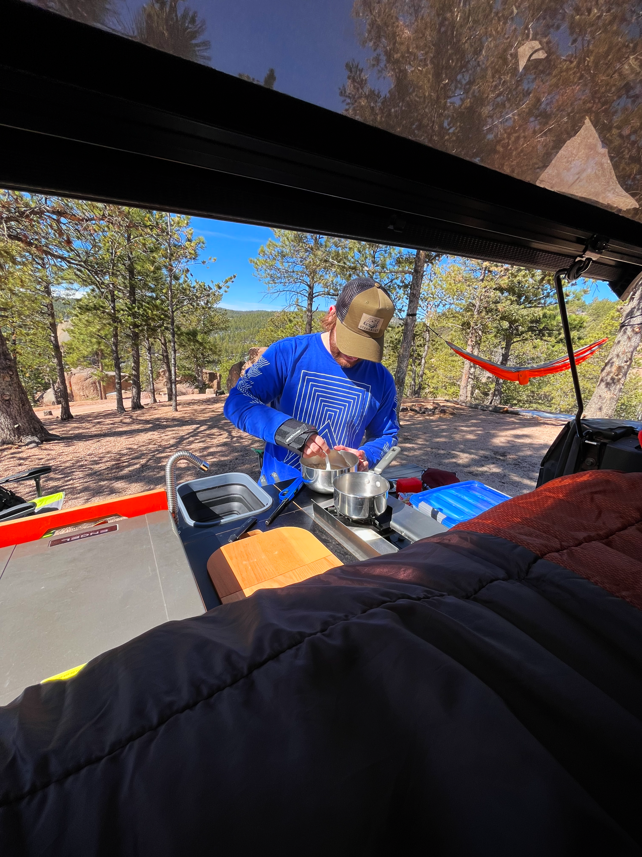 Ford Bronco Egoe Nest Supertramp 300 Camper Installed – First Impressions Breakfast in America