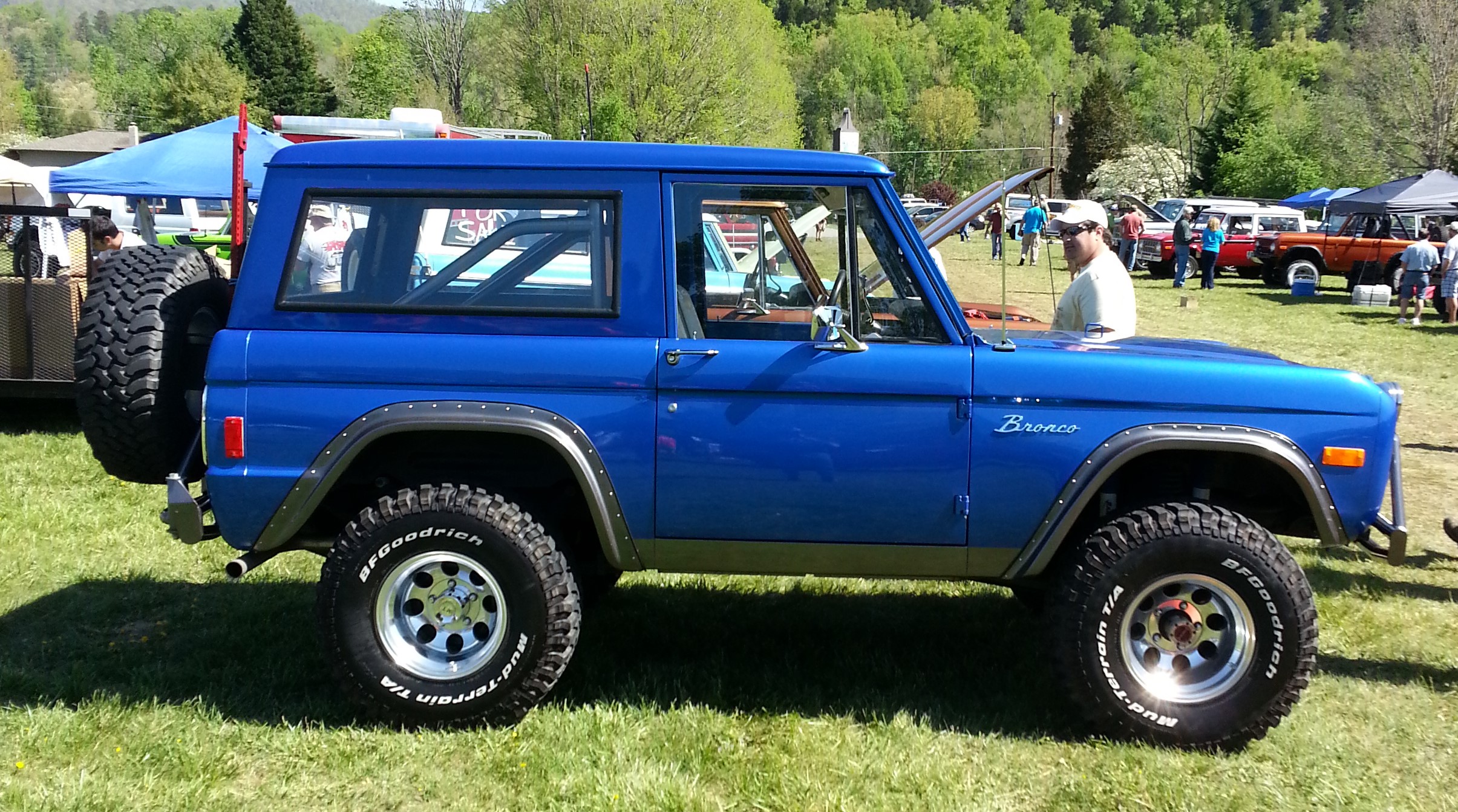 Ford Bronco Show me your Bronco with polished wheels! Bronco (1)