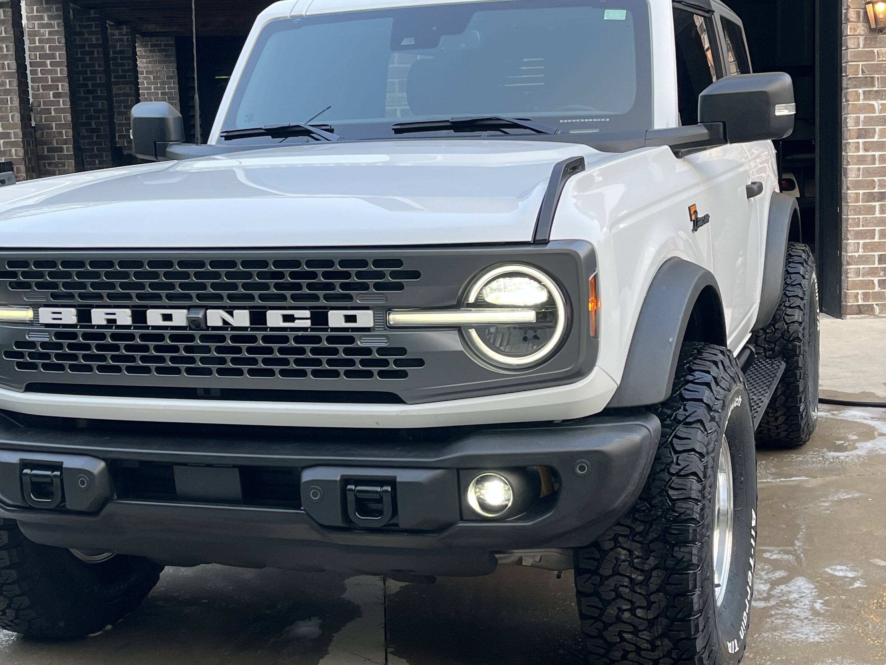 Ford Bronco "Old School" Classic Bronco Looks [Photos Edition] -- post pics of your build! Bronco 5