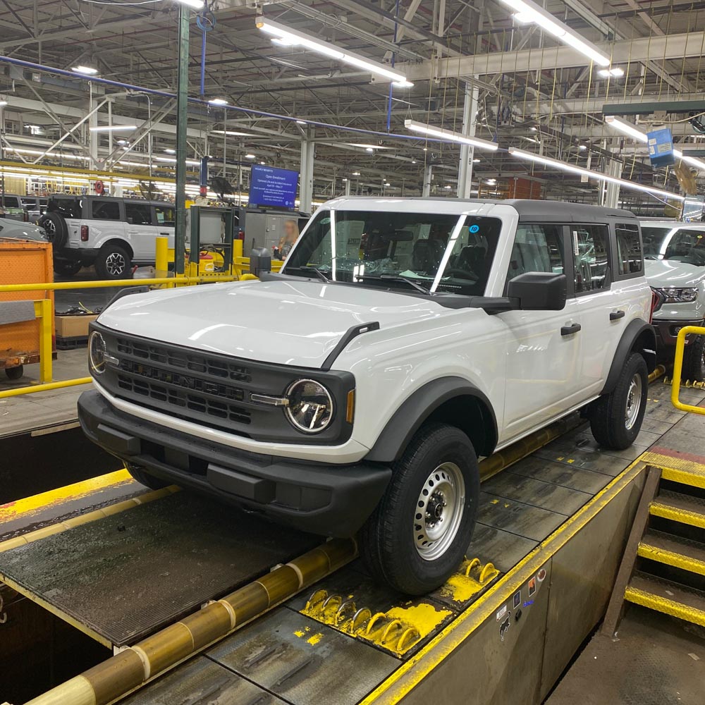 Ford Bronco Never got your assembly line photo?  Maybe someone has a match! Bronco Base Oxford White Line Photo