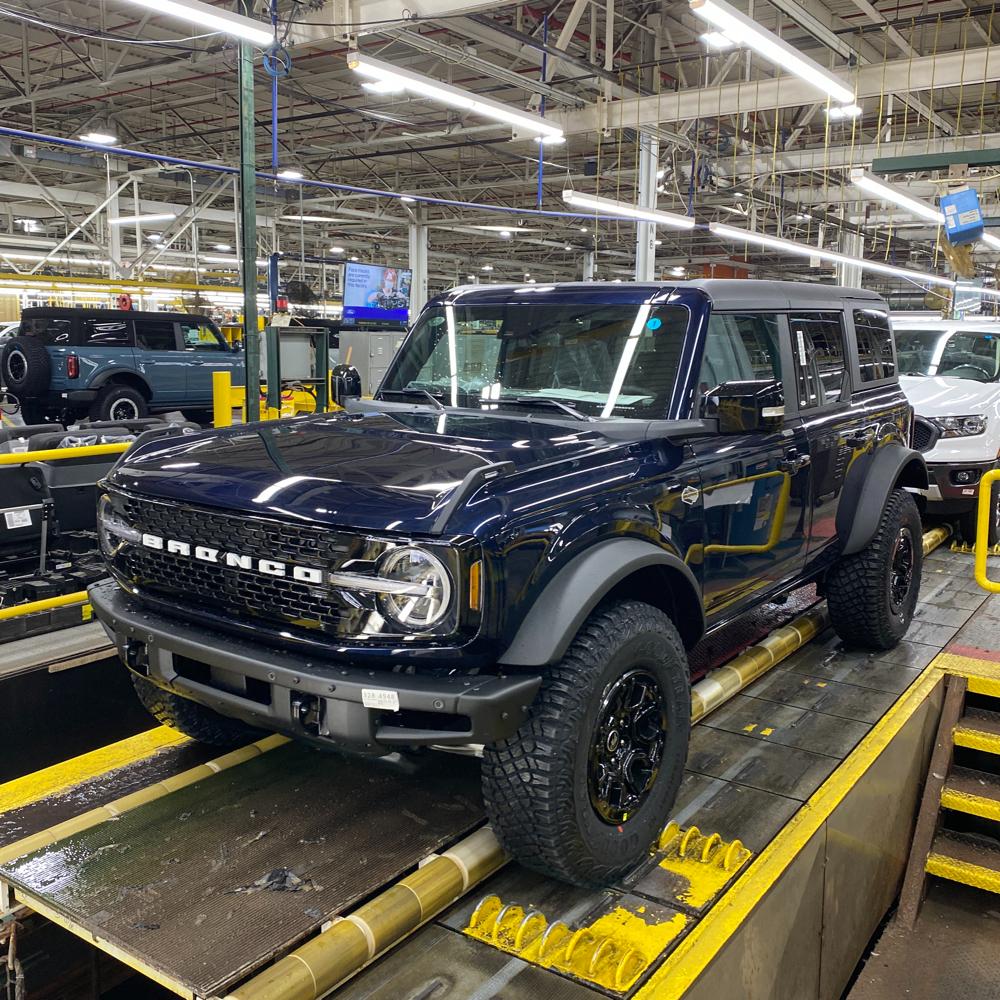 Ford Bronco 🛠 11/22/21 Build Week Group Bronco Birth