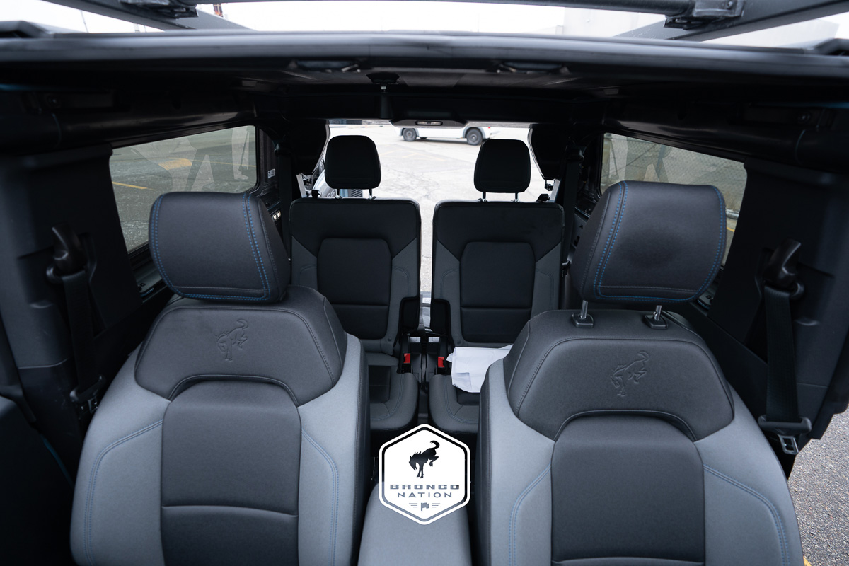 bronco-black-diamond-interior-seats-pics3-jpg.jpg
