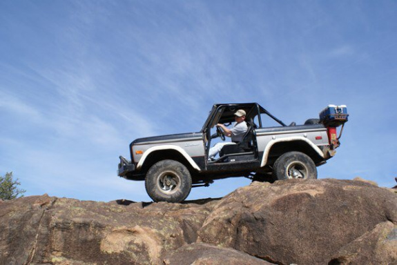Ford Bronco Will the Bronco be your toy? if so share a picture of your daily driver Bronco