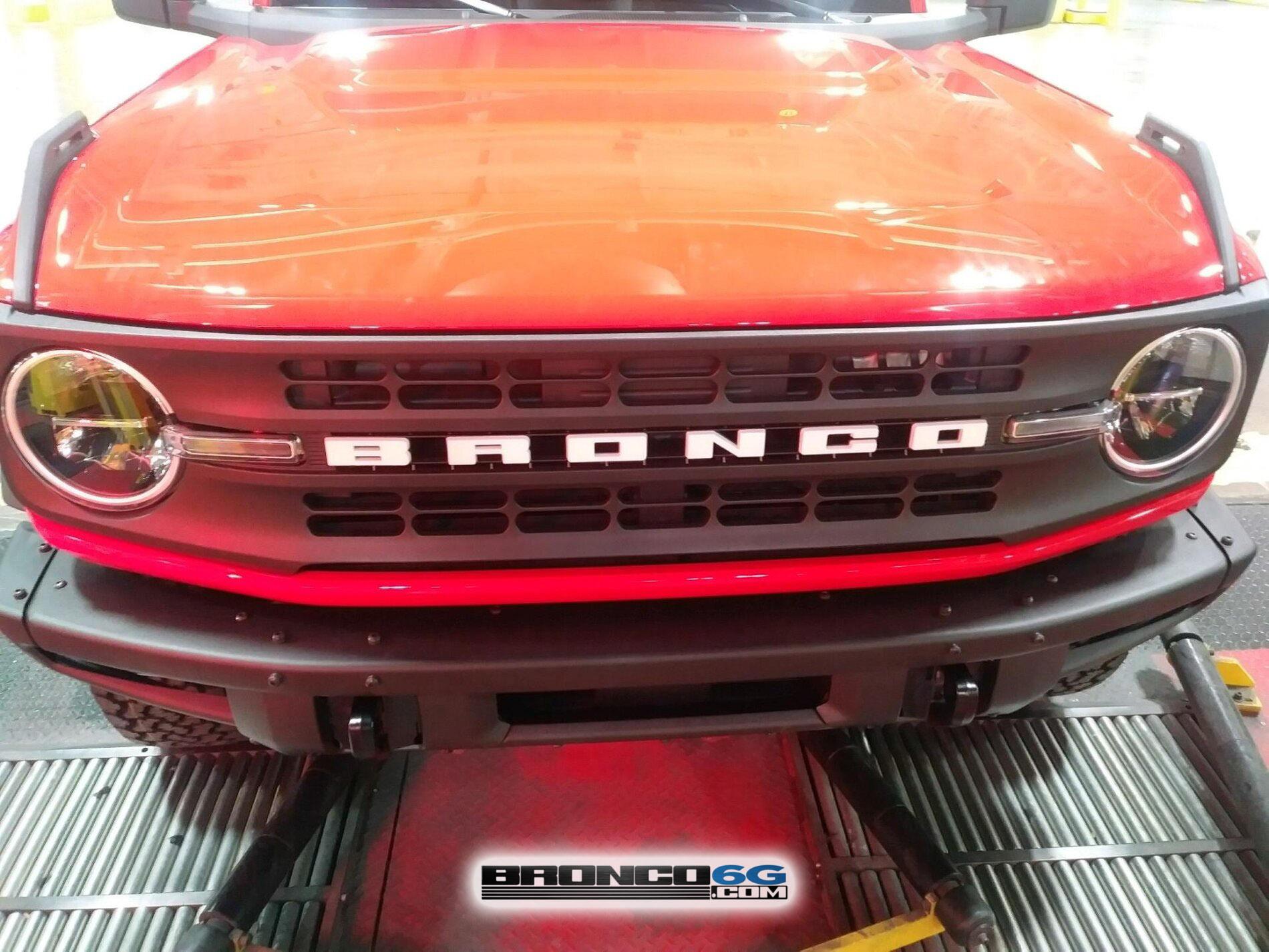 Ford Bronco Factory Pics: Lightning Blue Bronco First Edition + Race Red Black Diamond ? 1610559610225