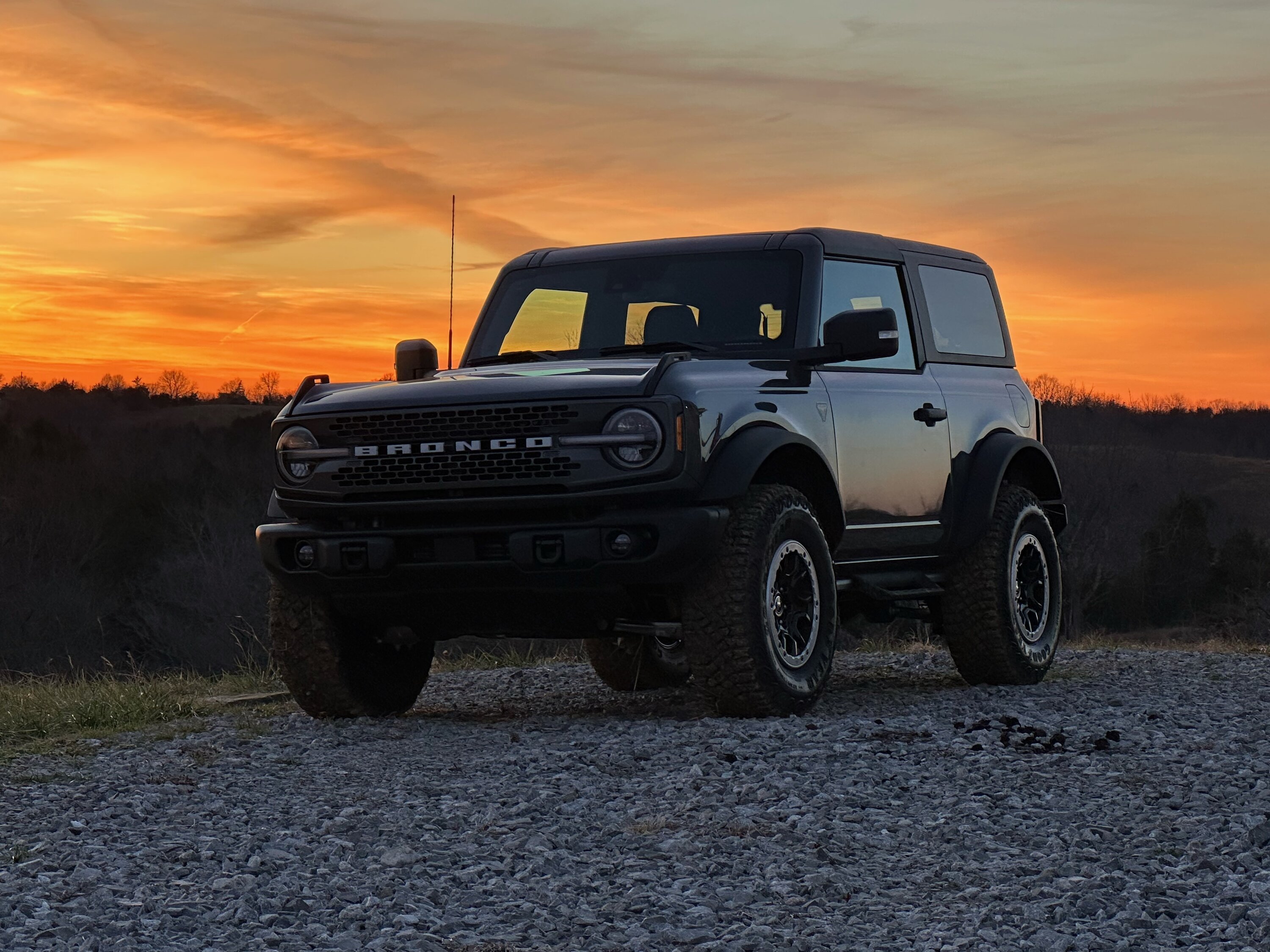 Ford Bronco -ANYONE KNOW HOW MANY 2 DOOR BRONCOS ARE PRODUCED YEARLY? - Bronco Sunset