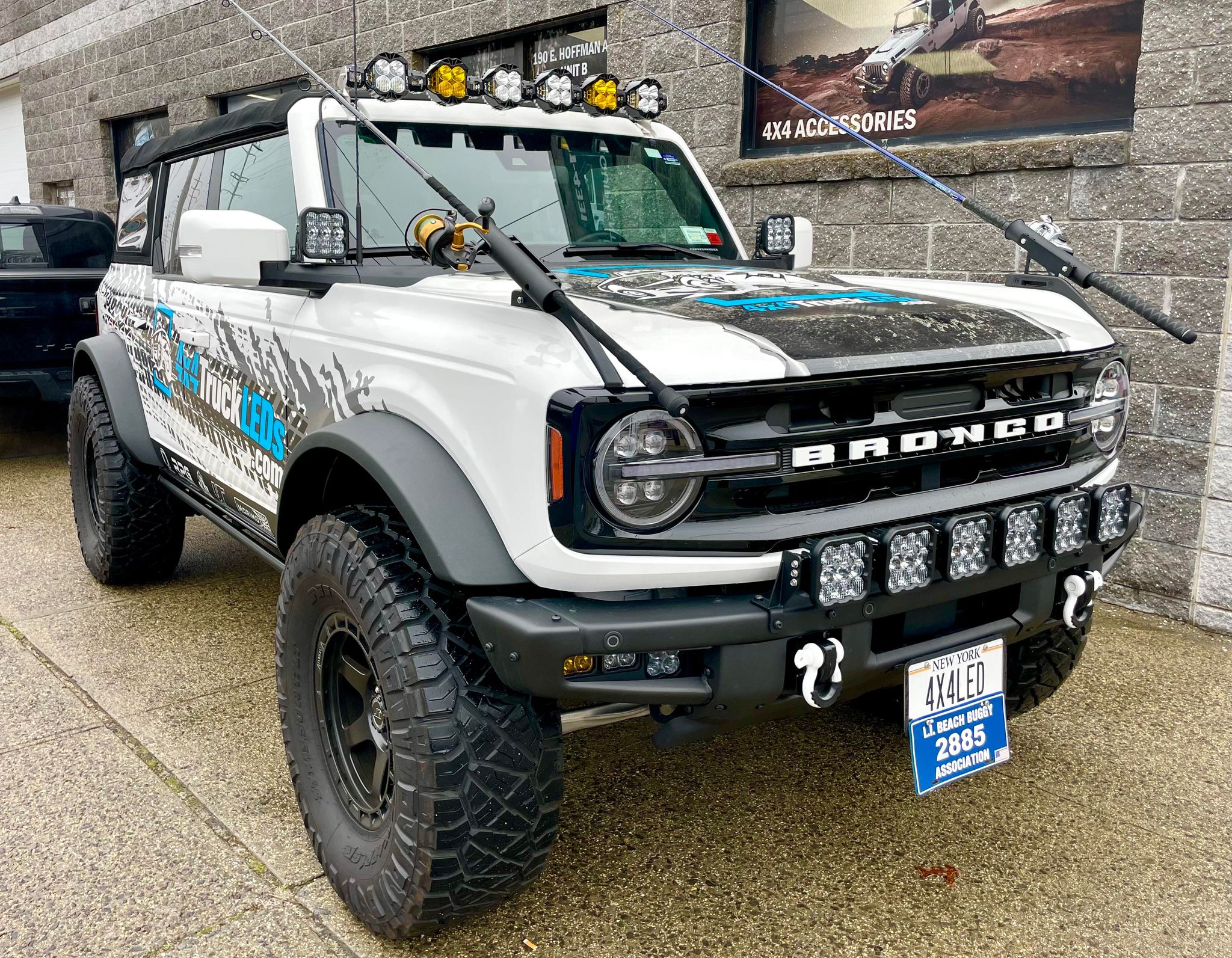 Ford Bronco New Product | Baja Designs LP4 Linkable Roof Kit by KR Off-Road Bronco2
