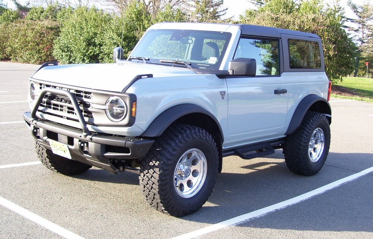 Ford Bronco Having a hell of a time deciding on wheels...would love some input from your collective wisdom bronco_comp2