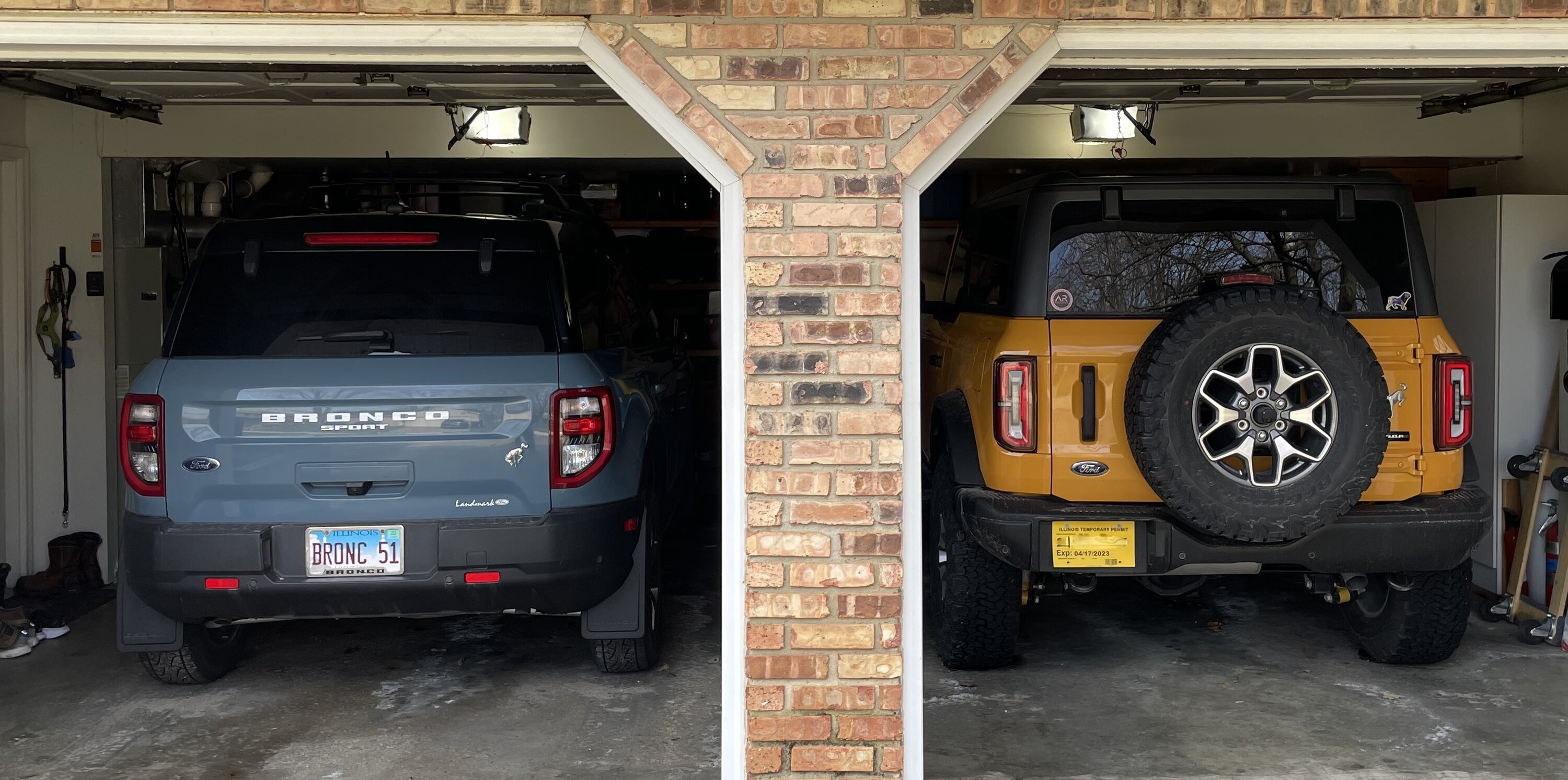 Ford Bronco Post your Bronco's garage mates! Broncos in the Garage