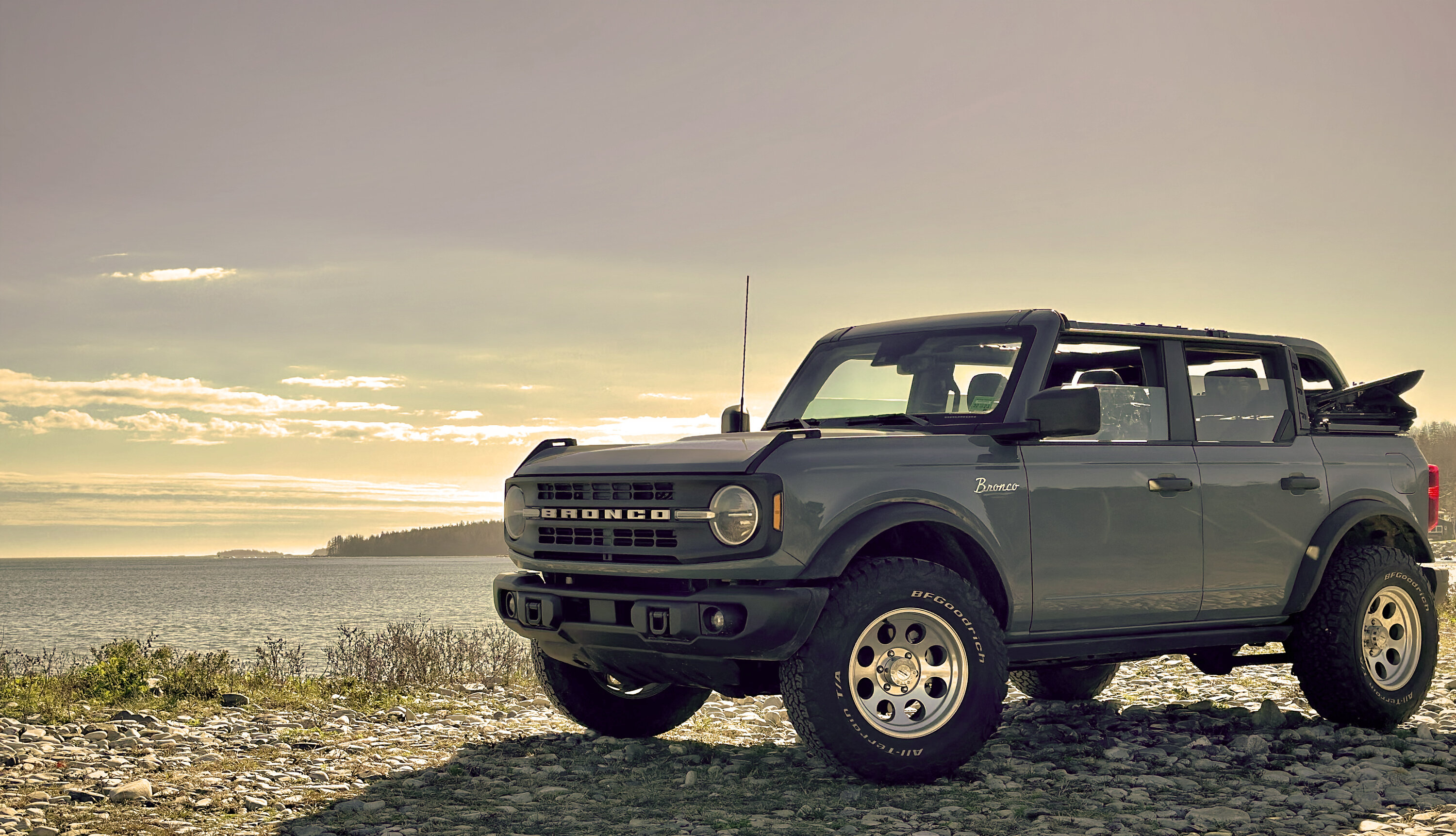Ford Bronco Let's See Those Sunset Bronco Photos!! BroncSunset