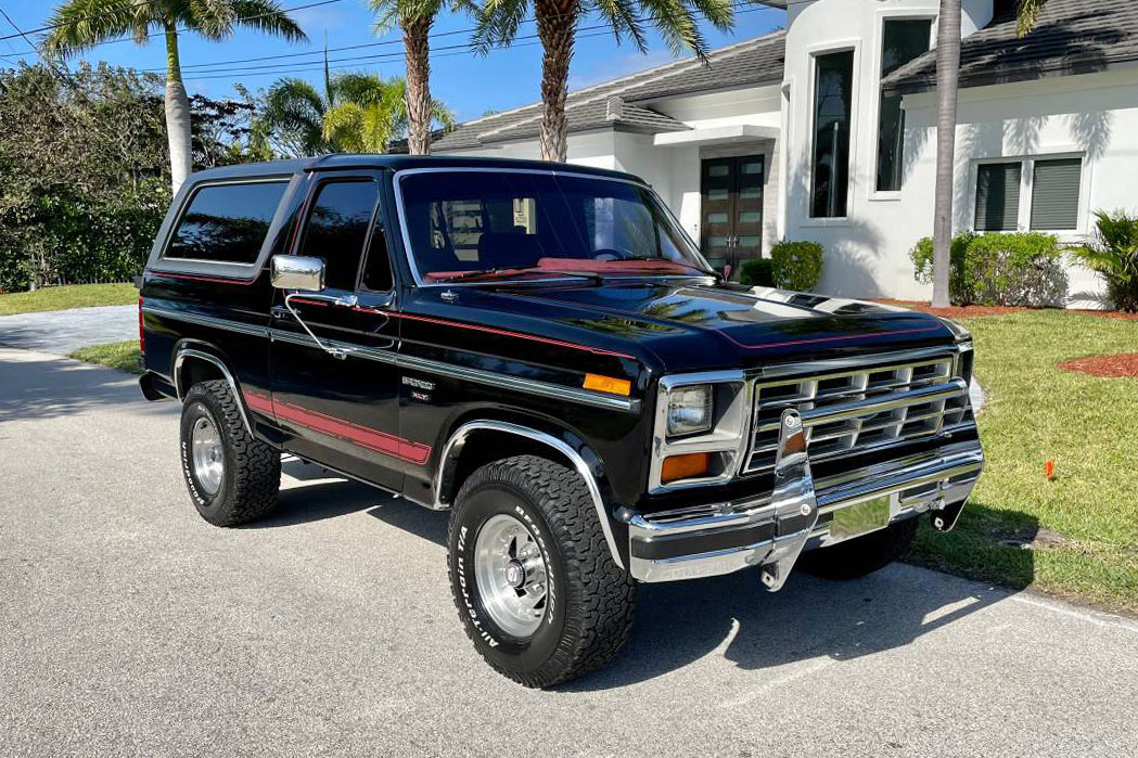 Ford Bronco Request...? Nudge bar? buckin-xlt-50k-mile-1985-ford-bronco-xlt-4x4Buckin____XLT__50k-Mile_1985_Ford_Bronco_XLT_4x4_0
