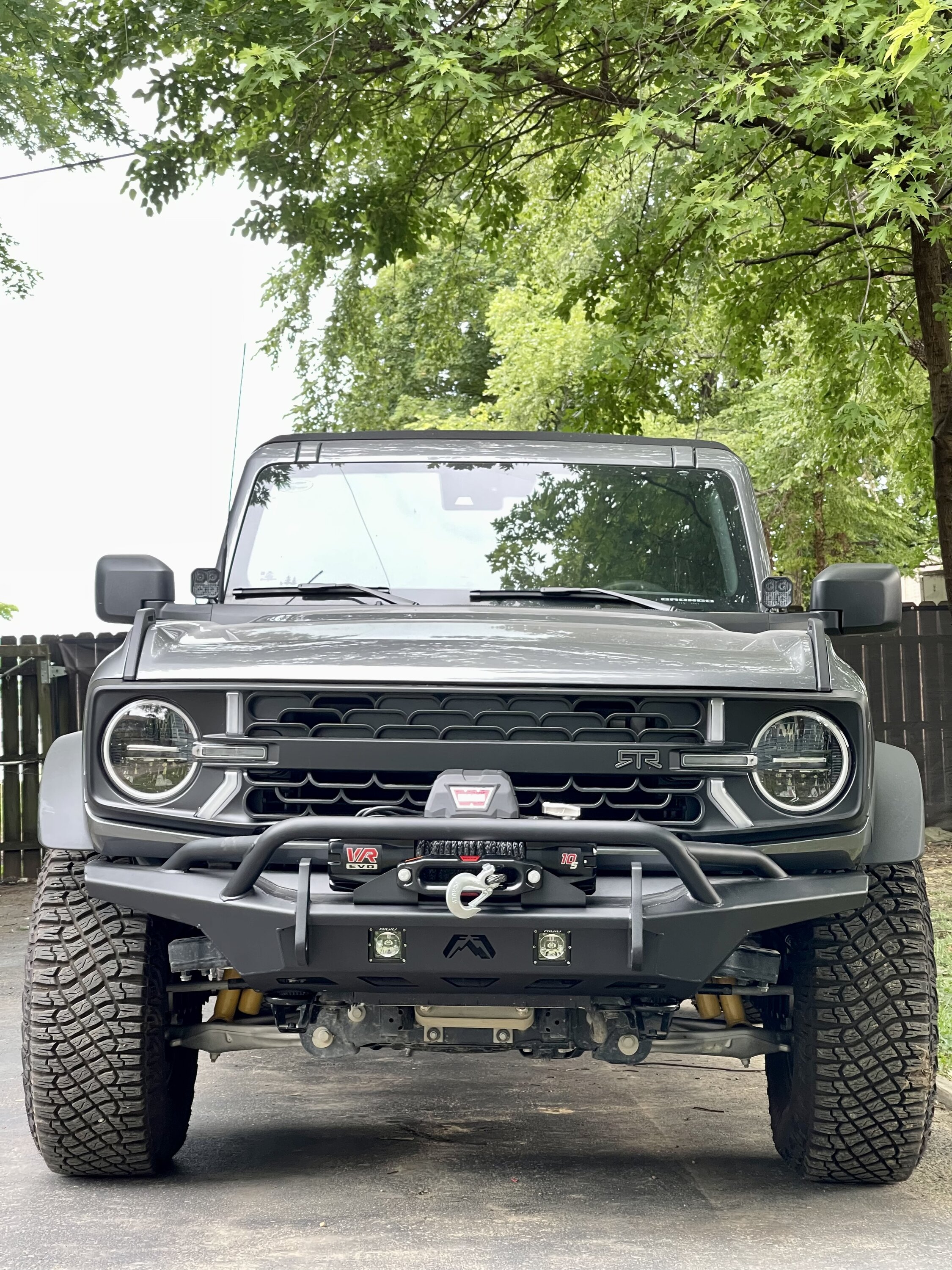 Ford Bronco A couple of additions: FabFours stubby bumper and Warn EVO 10s winch C2759FBC-9672-4AE4-98EA-A37EEC72B4C8
