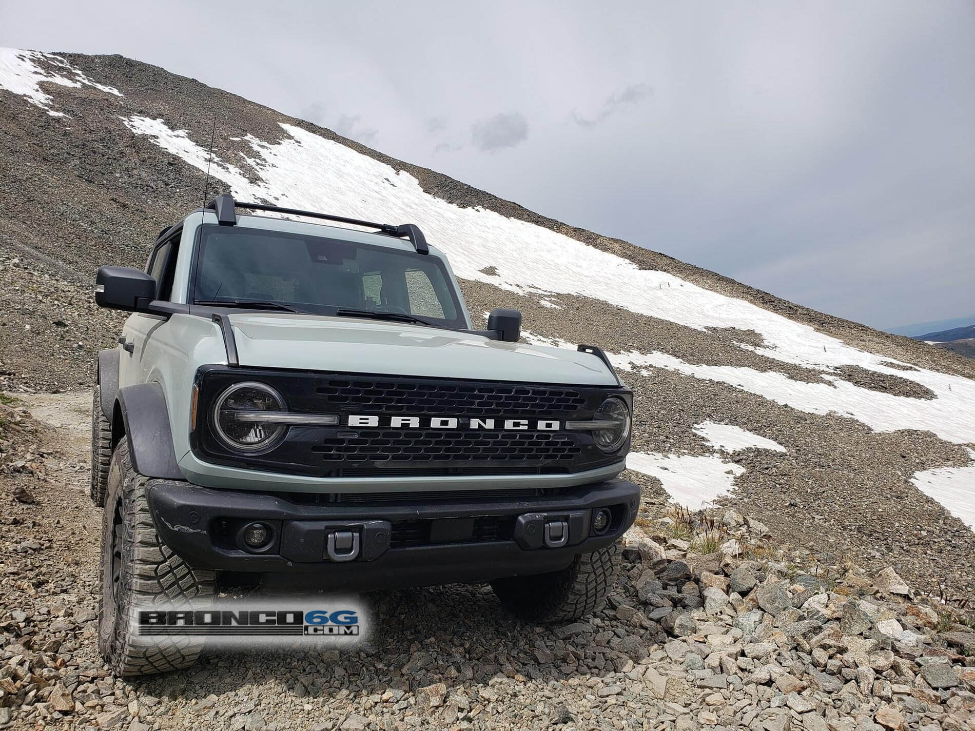 Ford Bronco Spotted: Cactus Gray and Black Broncos testing in Colorado mountains Cactus Gray Ford Bronco Testin