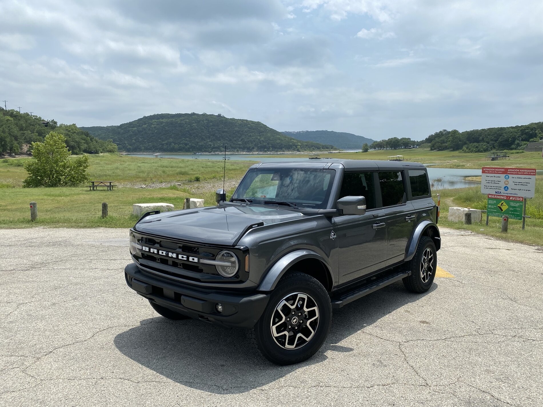 Ford Bronco 2024 Bronco Colors Predictions - Rendering Previews Carbonized Gray Outer Banks Bronco 4-Door MIC Hard Top 2
