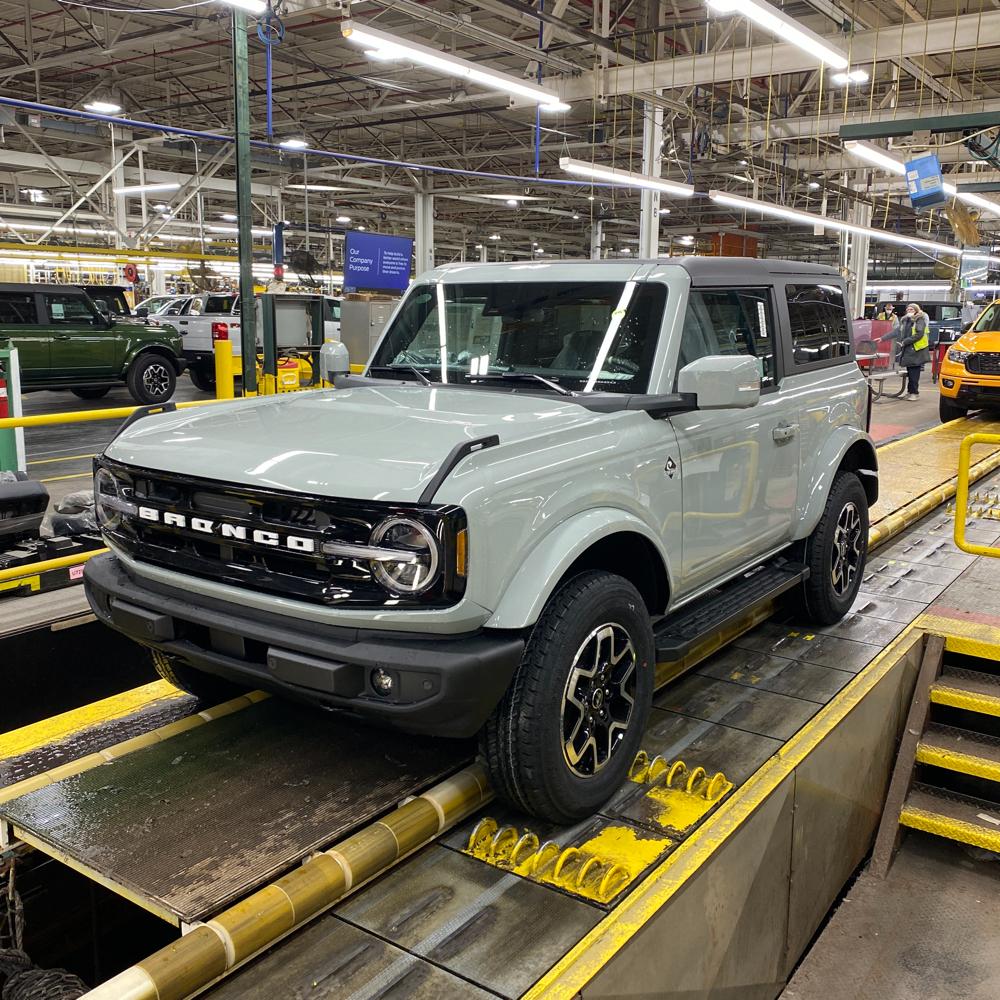 Ford Bronco 🛠 1/3/22 Build Week Group 1DE22578-A110-419E-A153-148AA3E66C7A