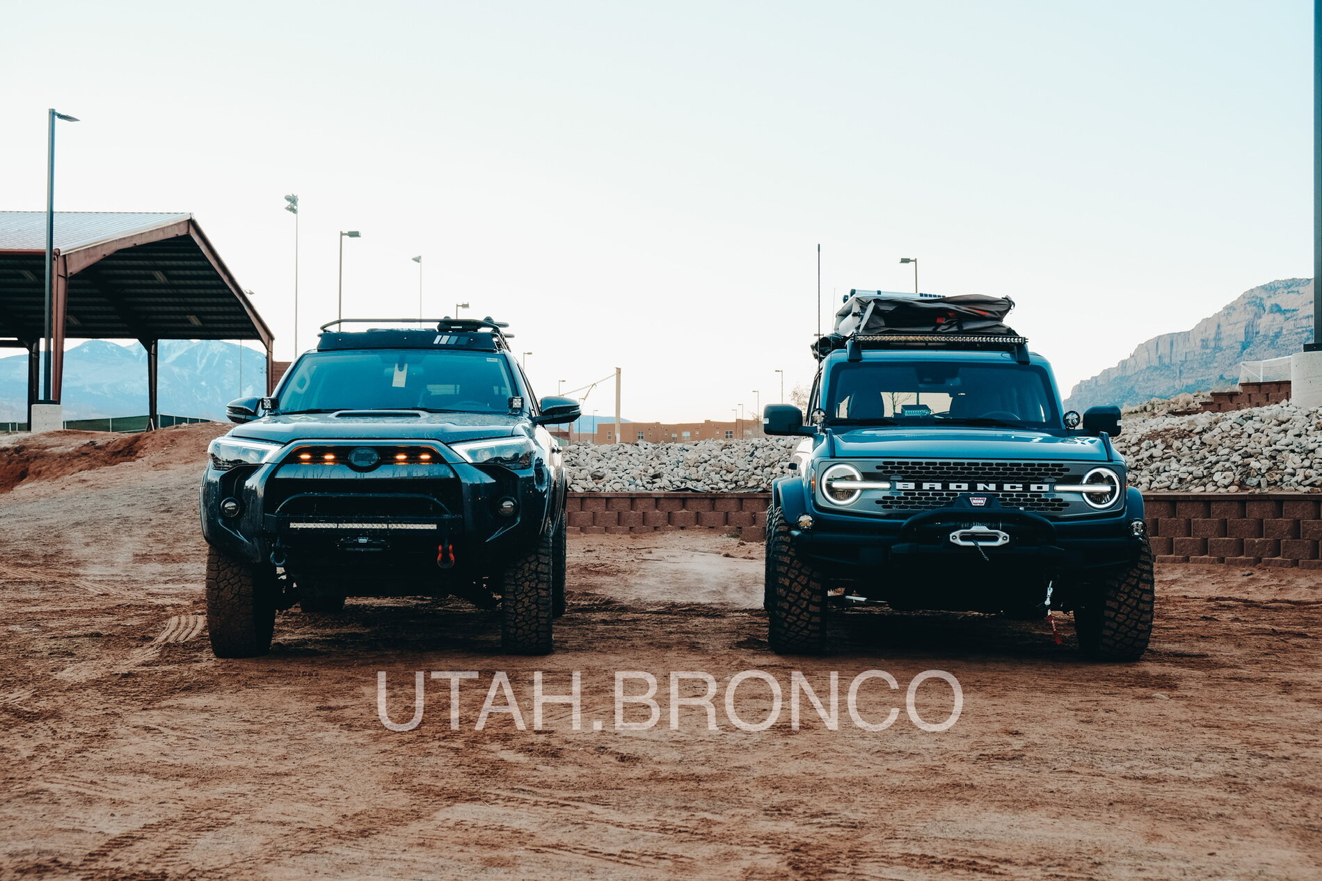 4Runner vs Bronco Overland Concept side by side [more photos added] |  Bronco6G - 2021+ Ford Bronco & Bronco Raptor Forum, News, Blog & Owners  Community