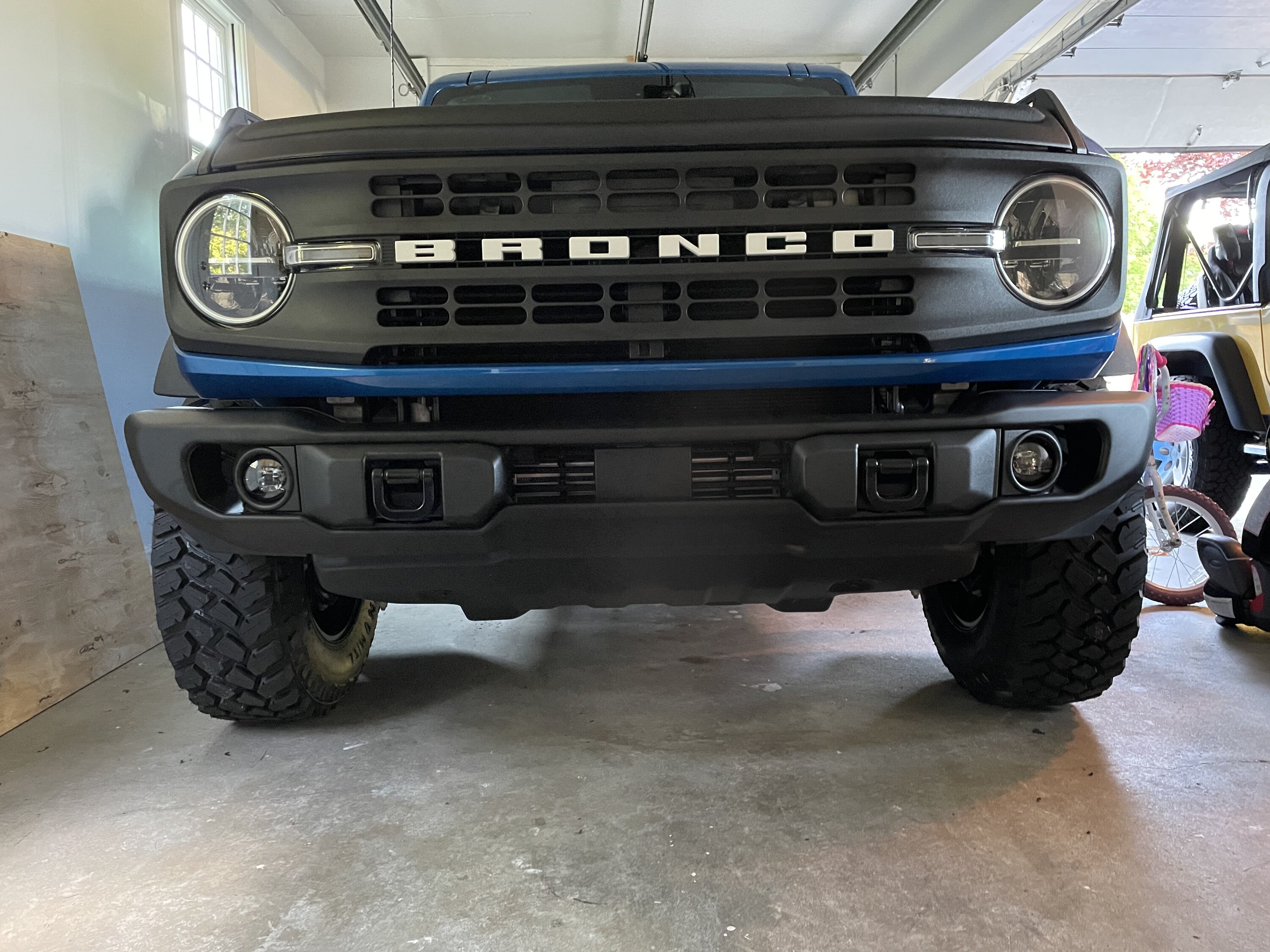 Ford Bronco F-150 wheels installed on 2-door Black Diamond DBE86FAF-C2DD-48C9-A201-417E32CD5016