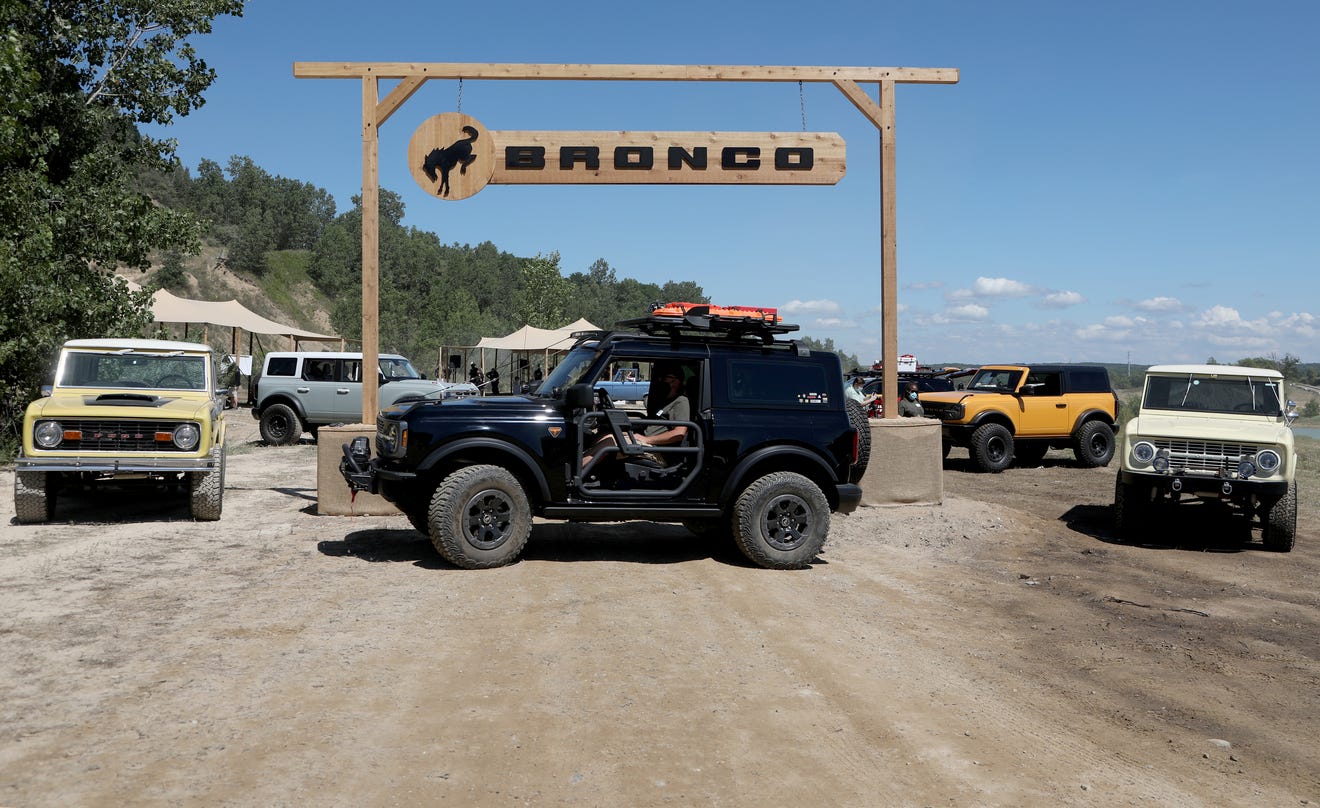 Ford Bronco Introducing the Bronco Two-Door Badlands Trail Rig (Accessories) Concept 3EB1B12F-1911-4213-BE12-3C3501933A94