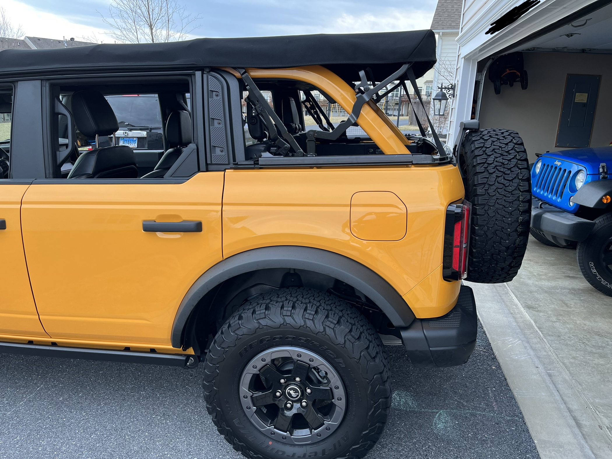 Ford Bronco Loving the Look of the Soft Top Without the Windows E7637360-1290-4309-8C6B-F55EB274B2A1