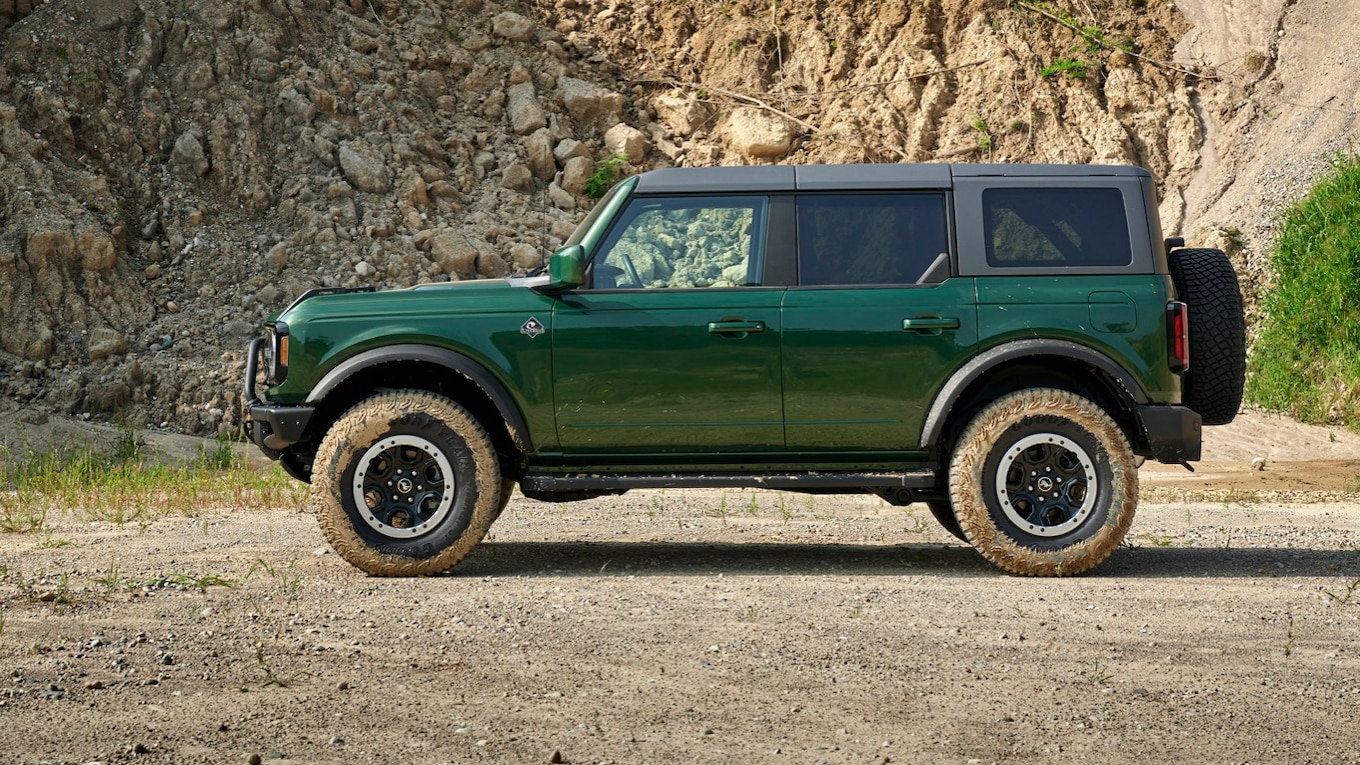 Ford Bronco 2024 Bronco Colors Predictions - Rendering Previews Eruption Green
