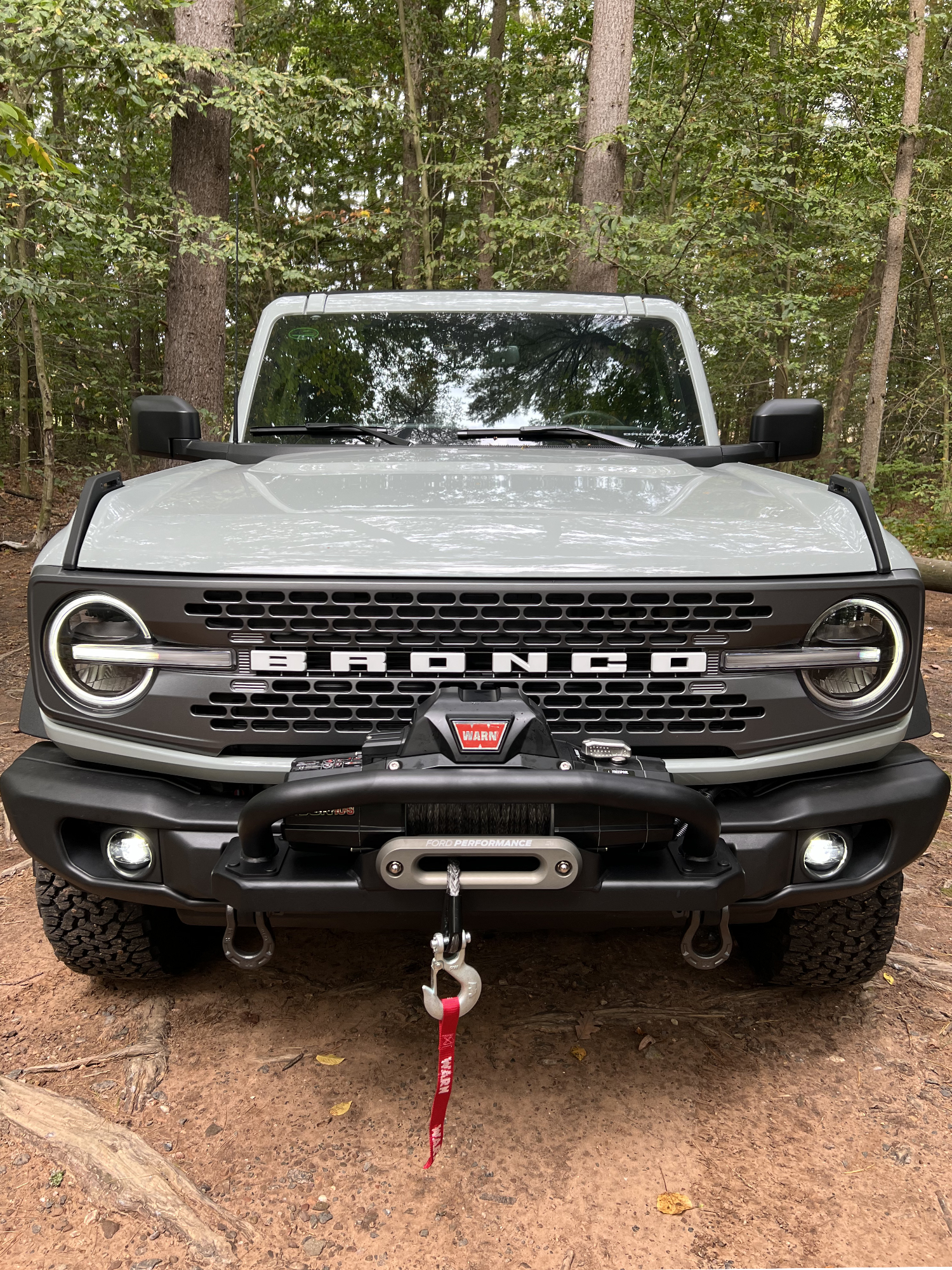 Ford Bronco Ford Performance WARN winch on capable bumper — Yes it's possible! ForumImg1