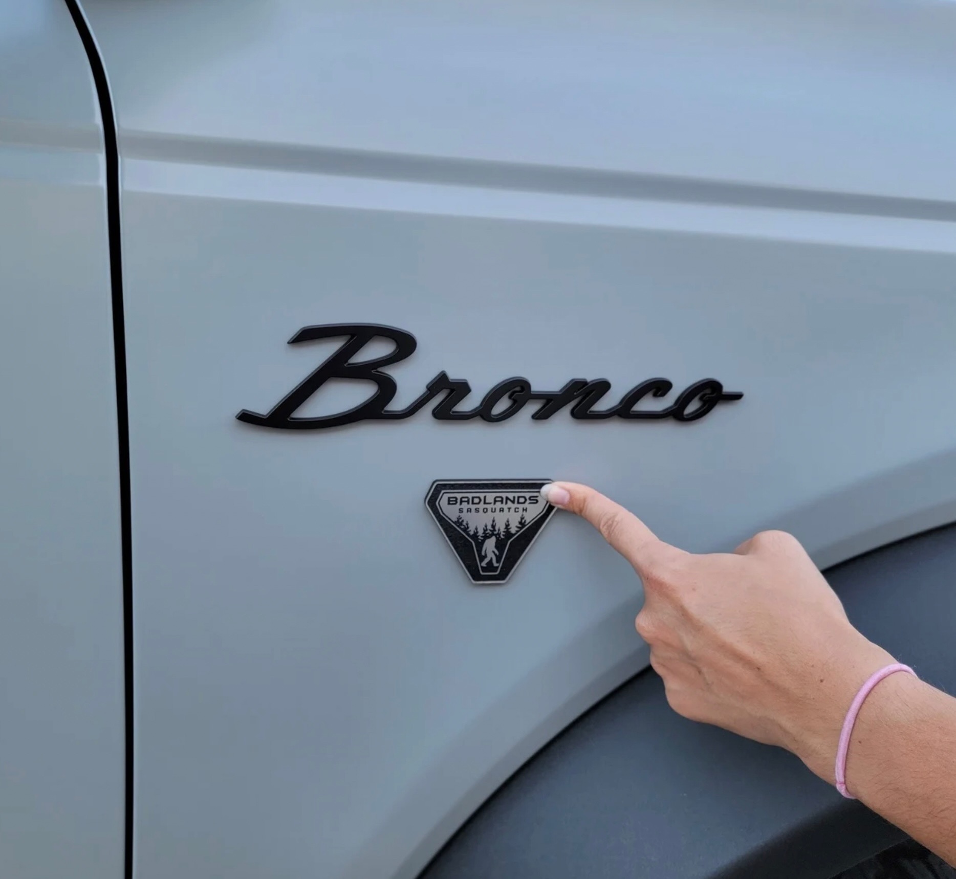 Ford Bronco Everglades Buyers' Poll - choose your color and year Image 8-26-22 at 8.27 AM