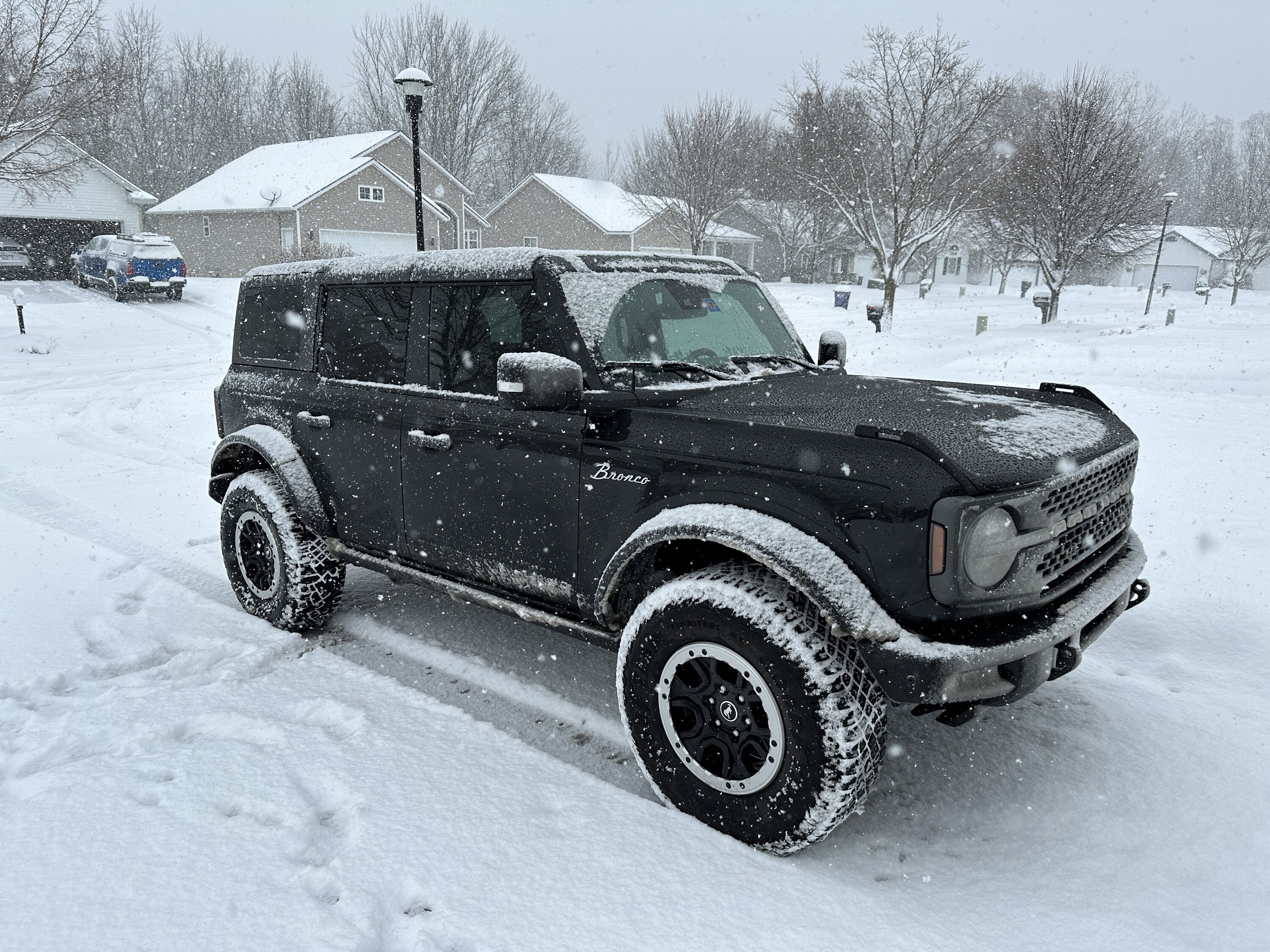 Ford Bronco Post your Bomb Cyclone mega snow storm Bronco pics 🌨️ 🌬️ IMG-1811.JPG