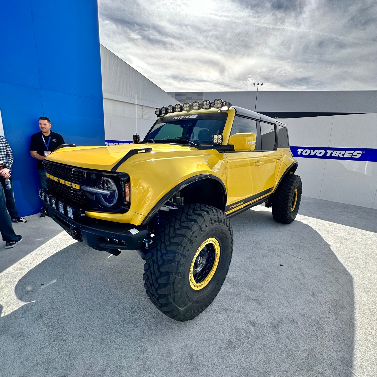 Ford Bronco 📸 APG / Toyo Tires Bronco Build [SEMA 2022] IMG_0239