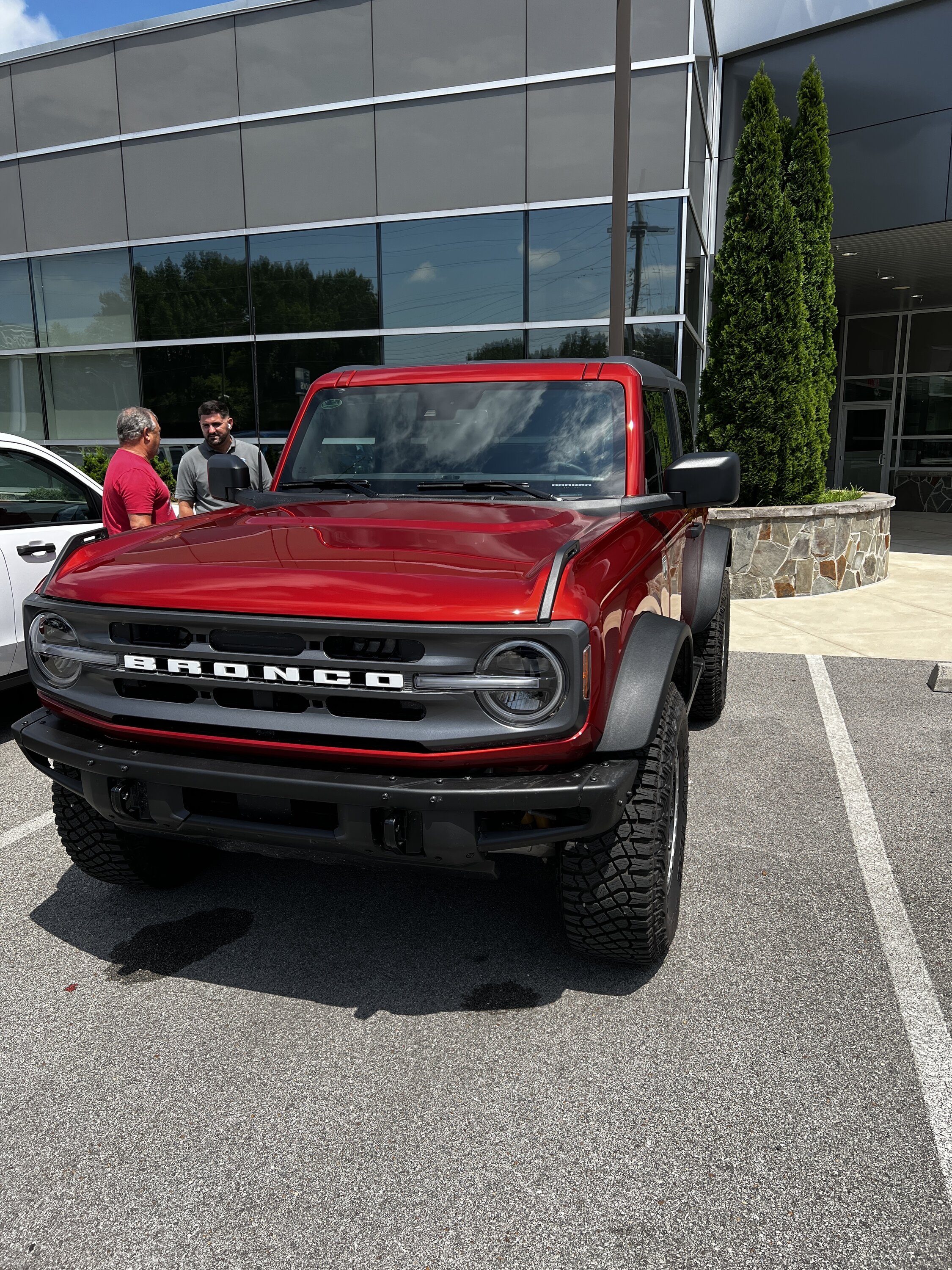 Ford Bronco 🛠 4/25/22 Build Week Group IMG_0757