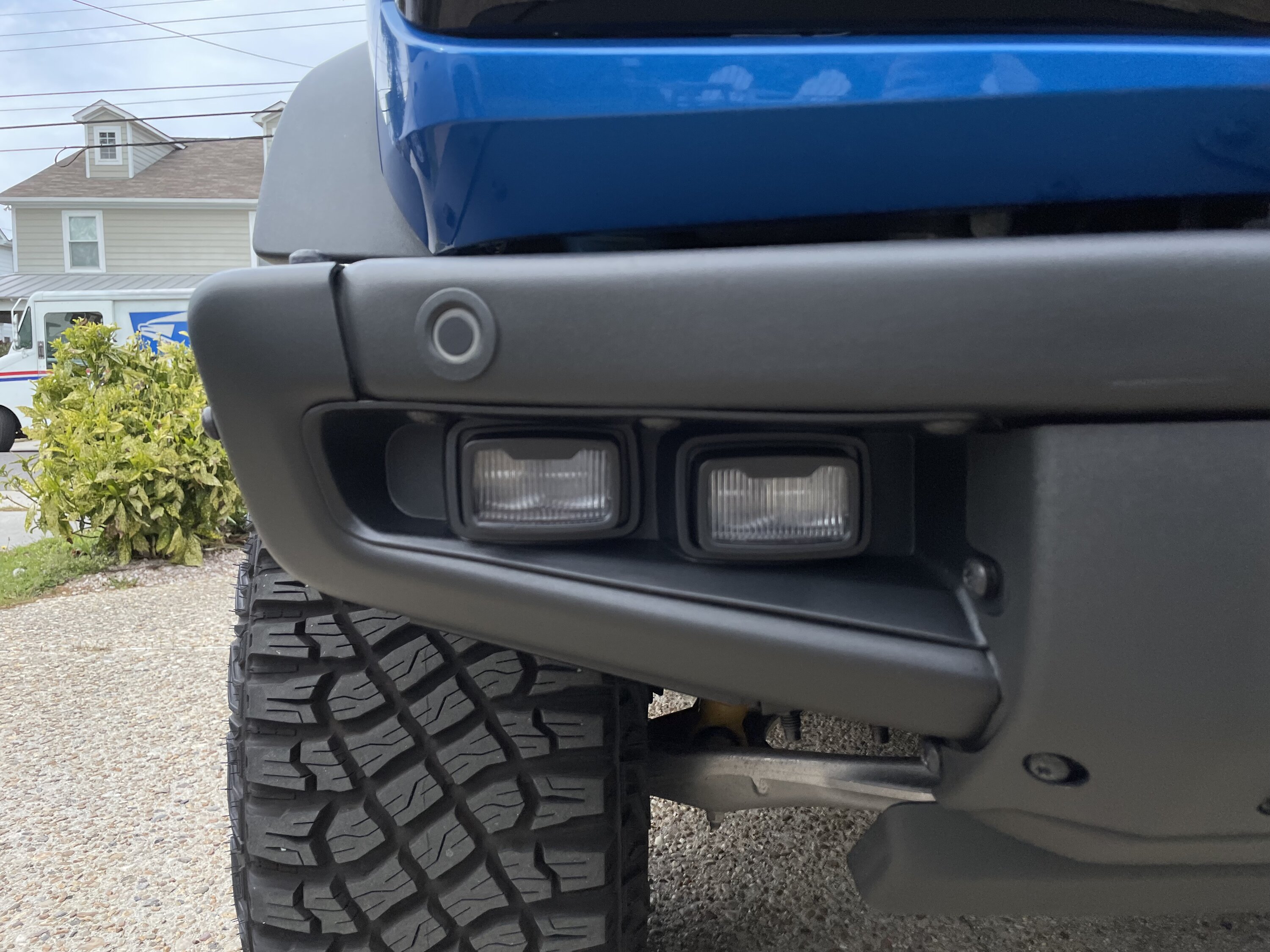 Ford Bronco DIY: Raptor Fog Lights Installed on Standard Bronco IMG_0844