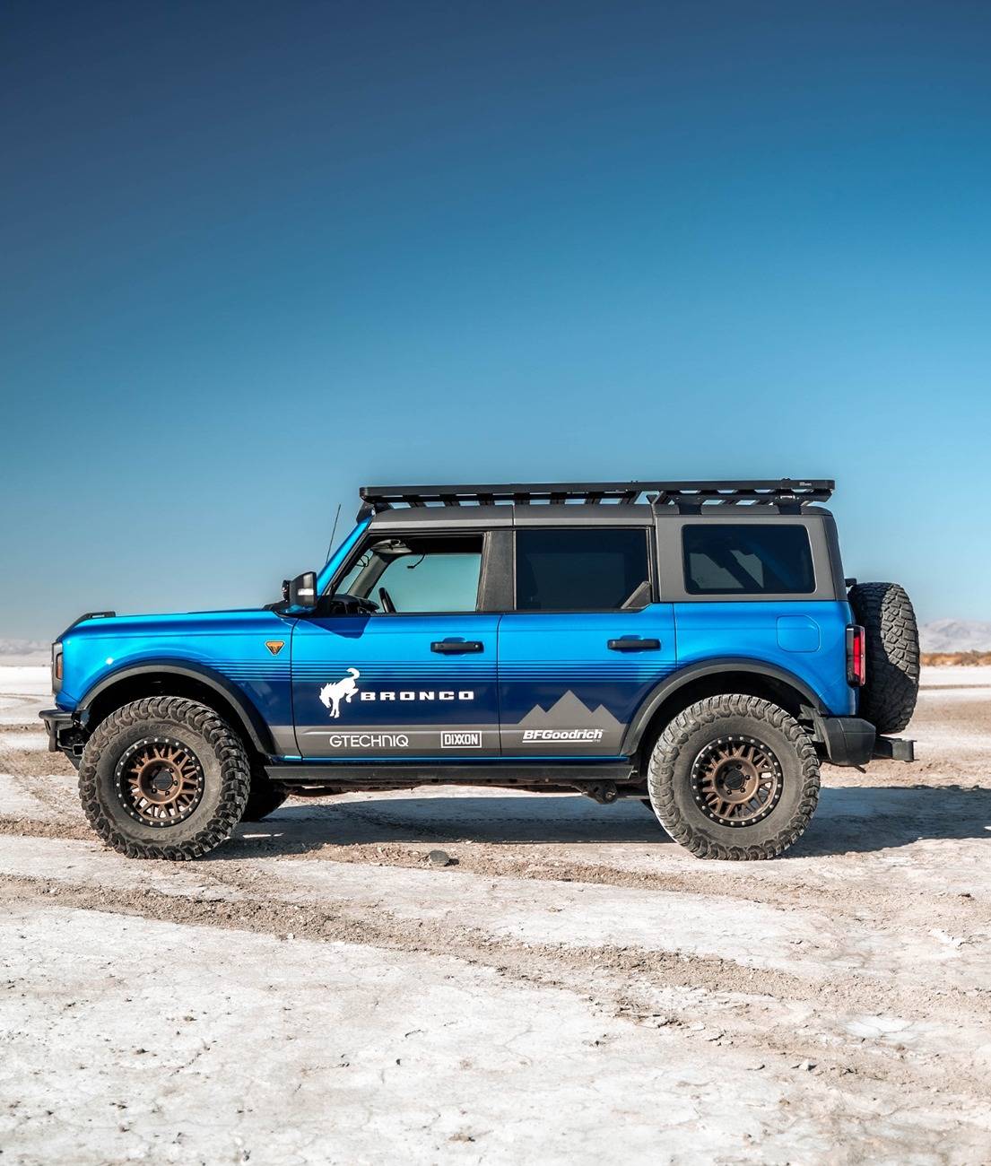 Ford Bronco 4 Door w/Hard Top (2021-Current) Slimline II Roof Rack Kit main image 1