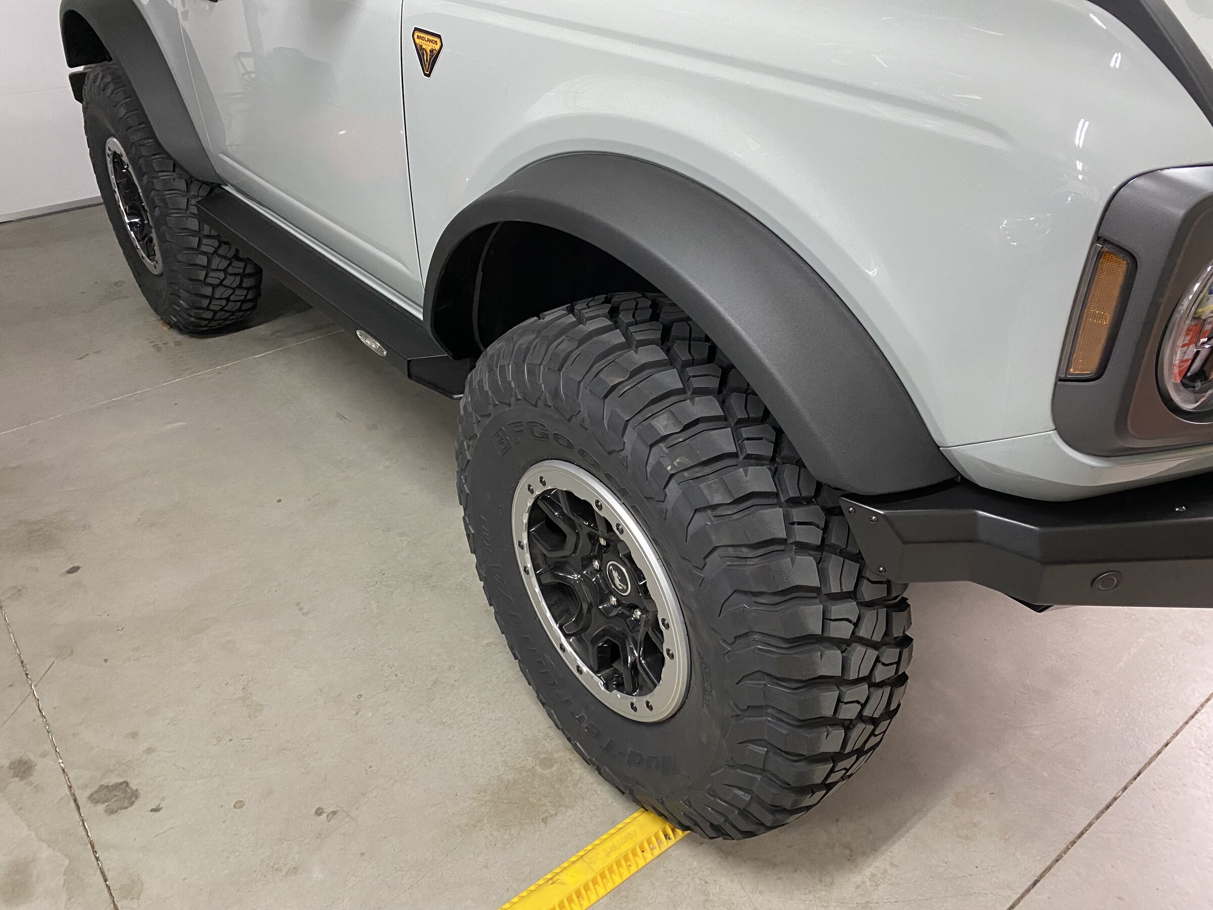 Ford Bronco 37s and Lift needed for No rub IMG_1012.JPG