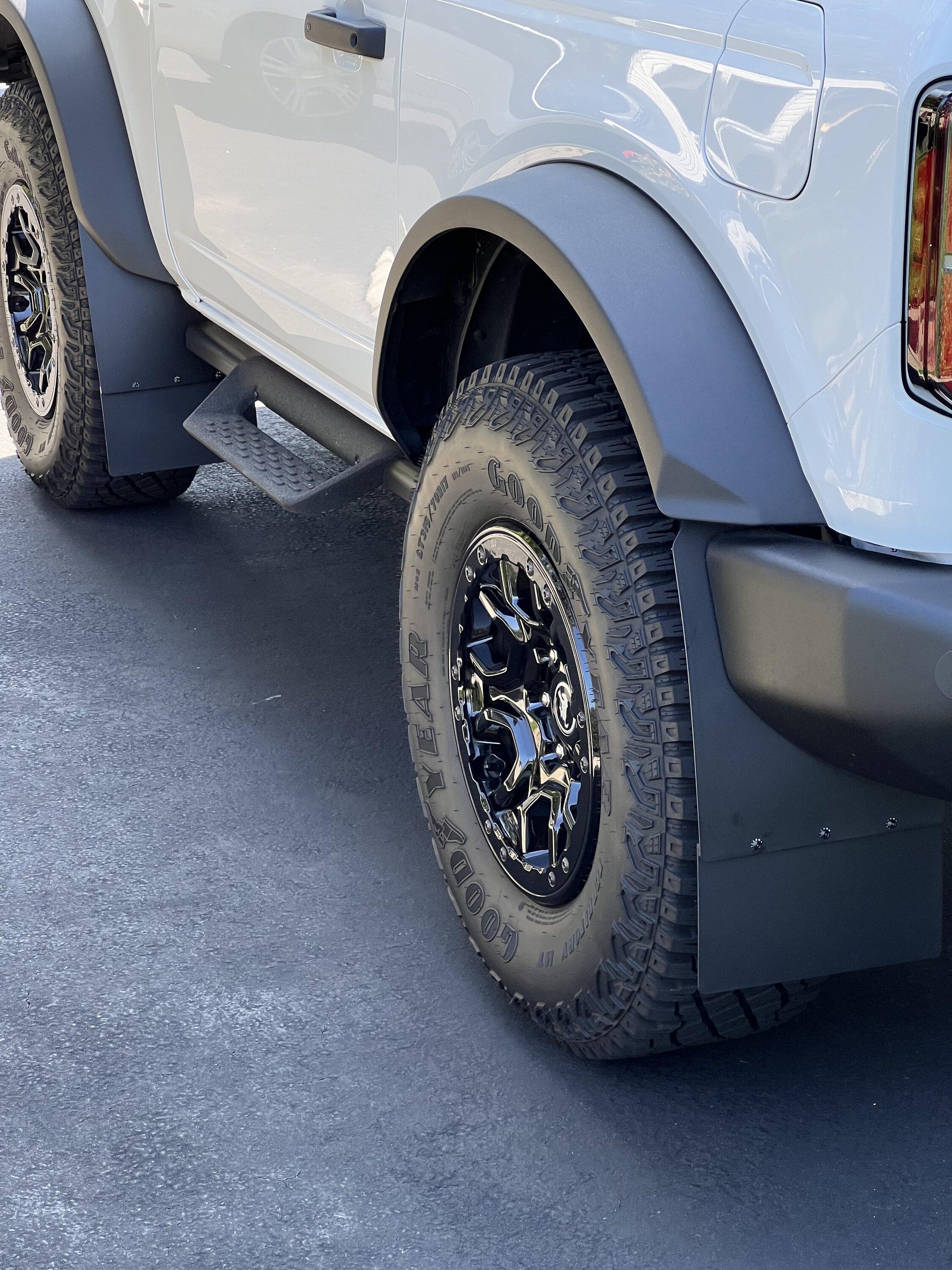Ford Bronco Weathertech no drill mud flaps IMG_1233