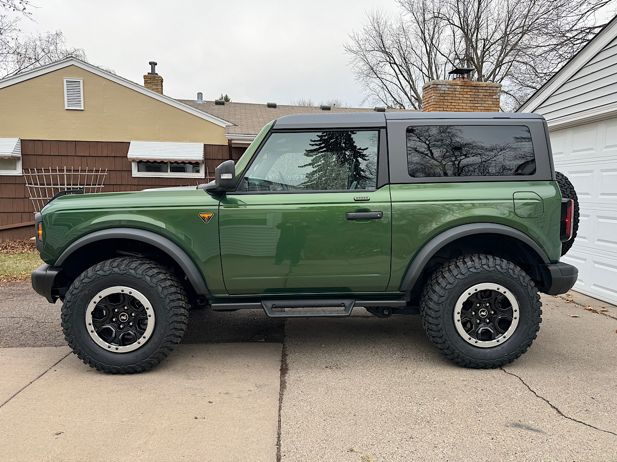 Ford Bronco Show us your installed wheel / tire upgrades here! (Pics) IMG_1476