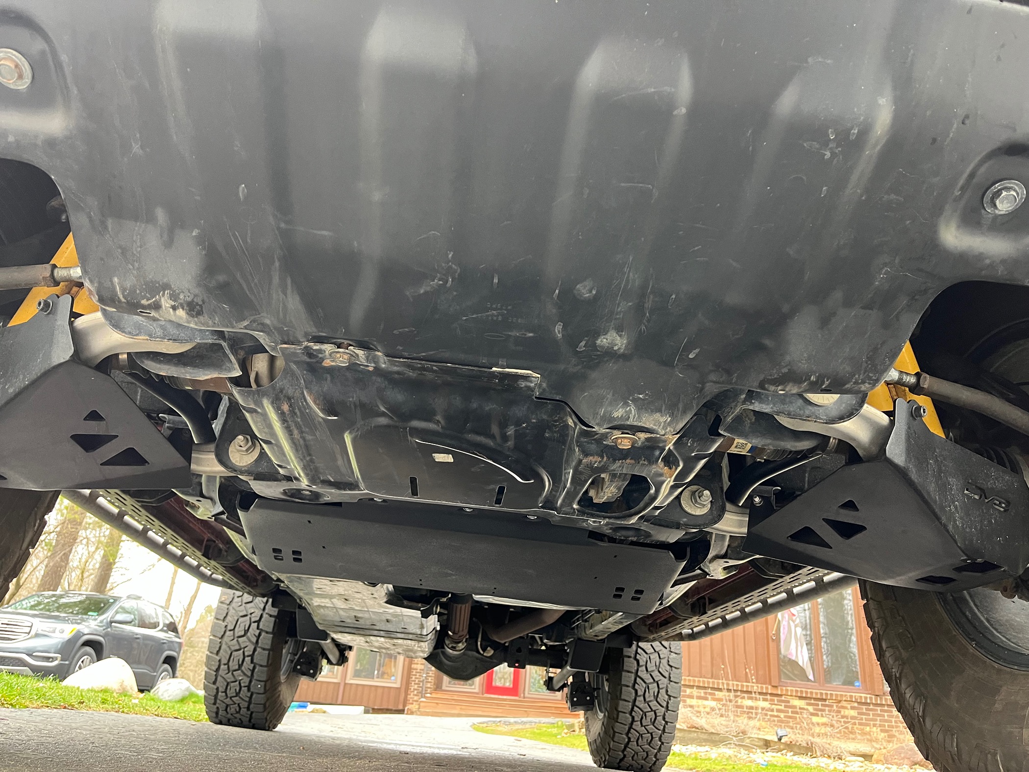 Ford Bronco Transmission skid plate installed IMG_1590