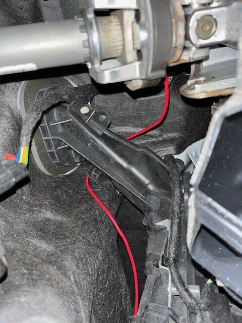 Bronco IAG LED Dome Light Kit Aux wiring install IMG_1624