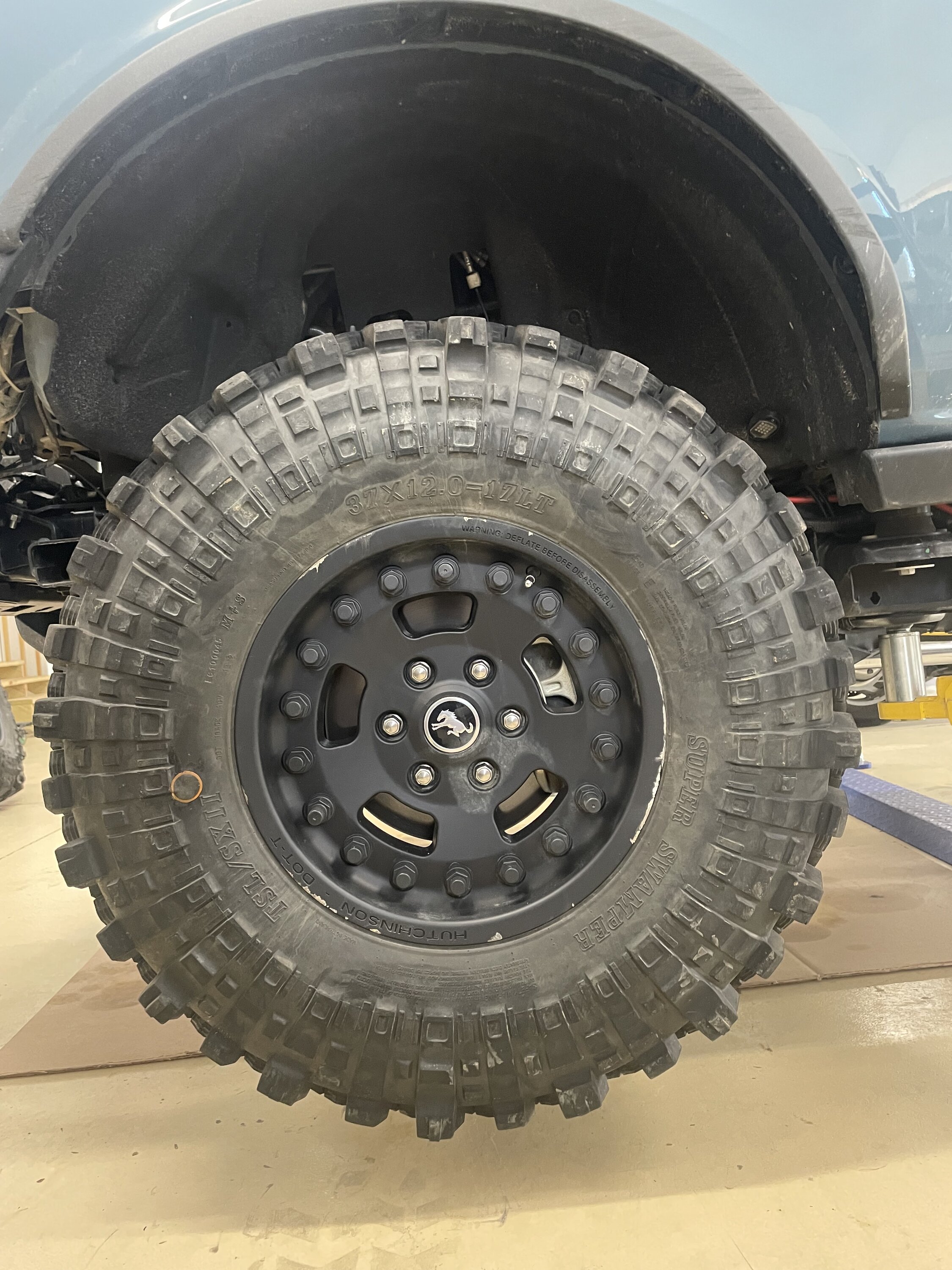 Ford Bronco Show us your installed wheel / tire upgrades here! (Pics) IMG_1827.JPG