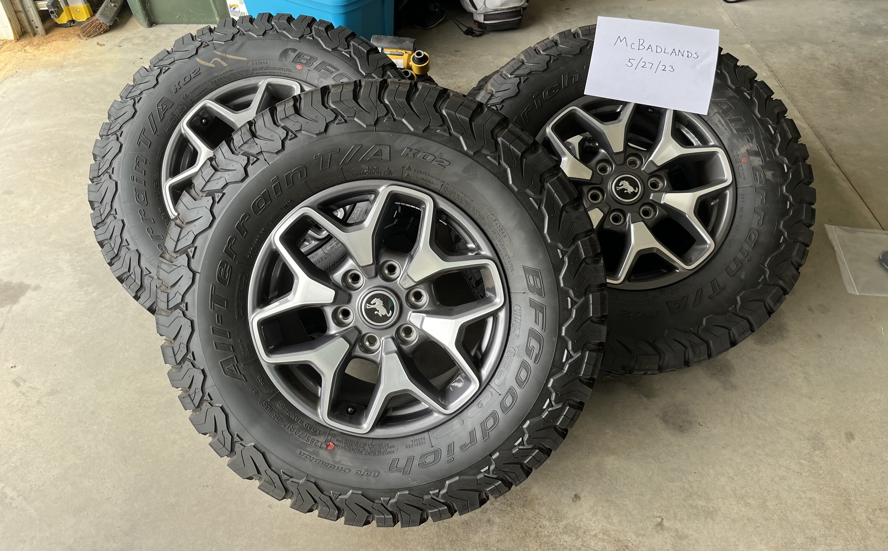 Ford Bronco Stock Badlands wheels and tires ($1500) IMG_1917