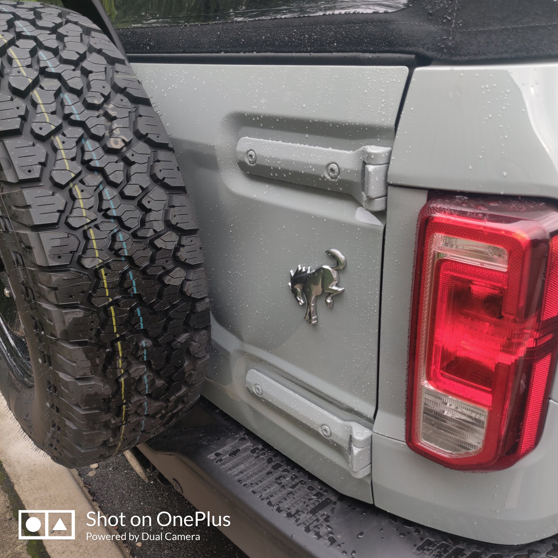 Ford Bronco Rear gate issues - tailgate metal is buckling / dented / deformed ??? 1629115243006